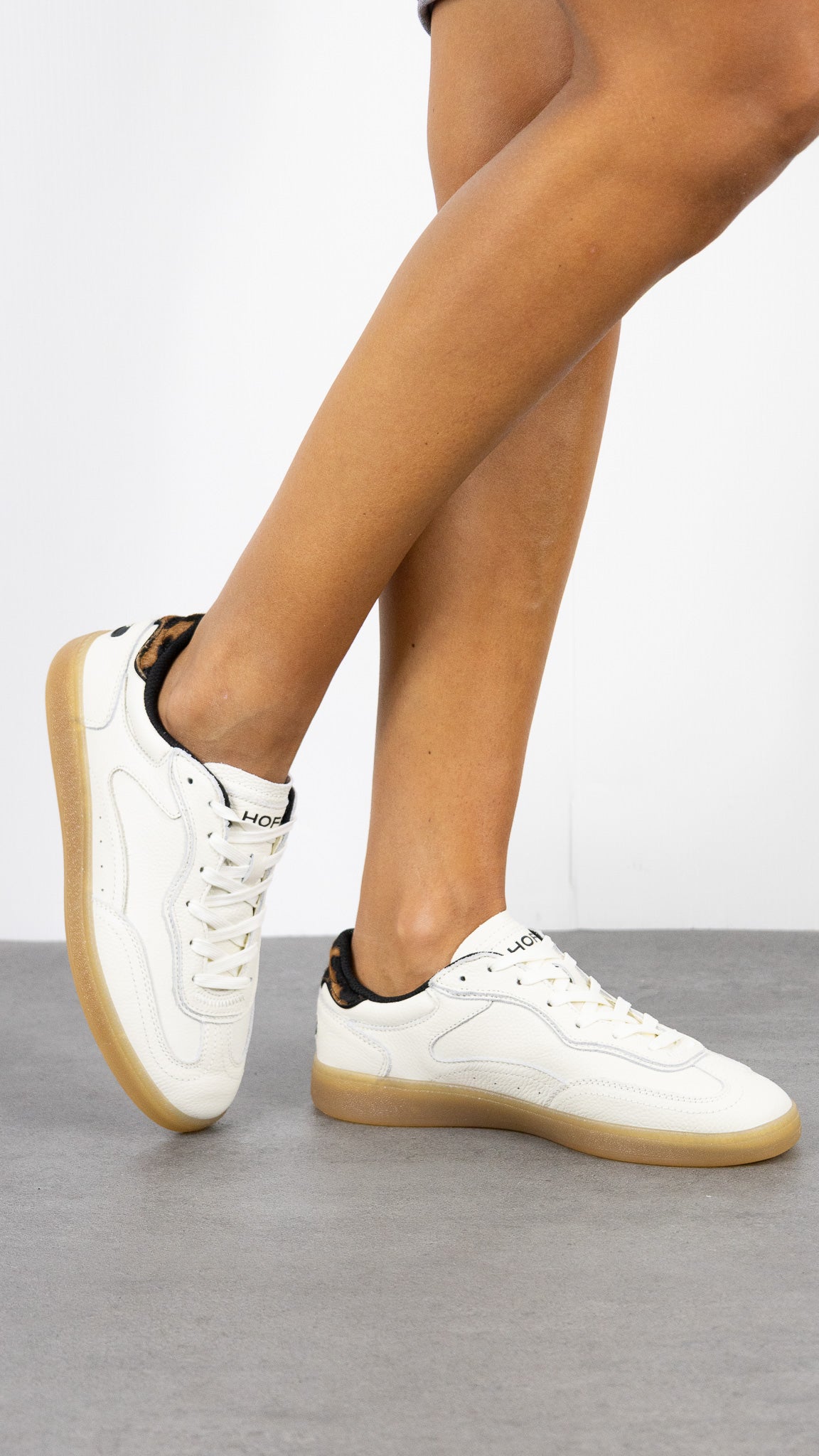 SNEAKERS PLATES BLANCHES AVEC DOS LEOPARD HOFF ALLEY OFF 