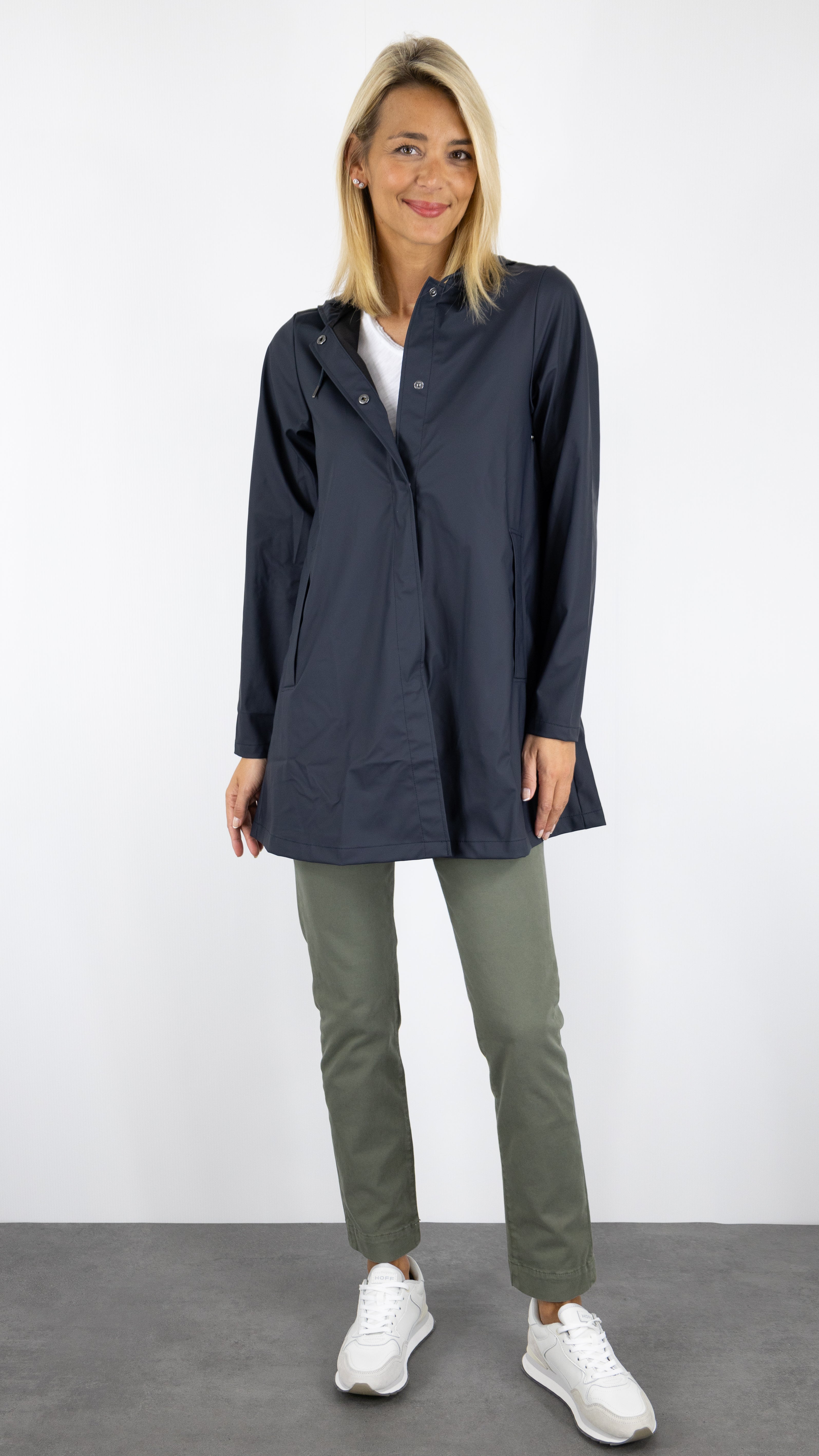 PARKA EVASEE A CAPUCHE IMPERMEABLE MARINE POUR FEMME RAINS 18050 ALINE JACKET