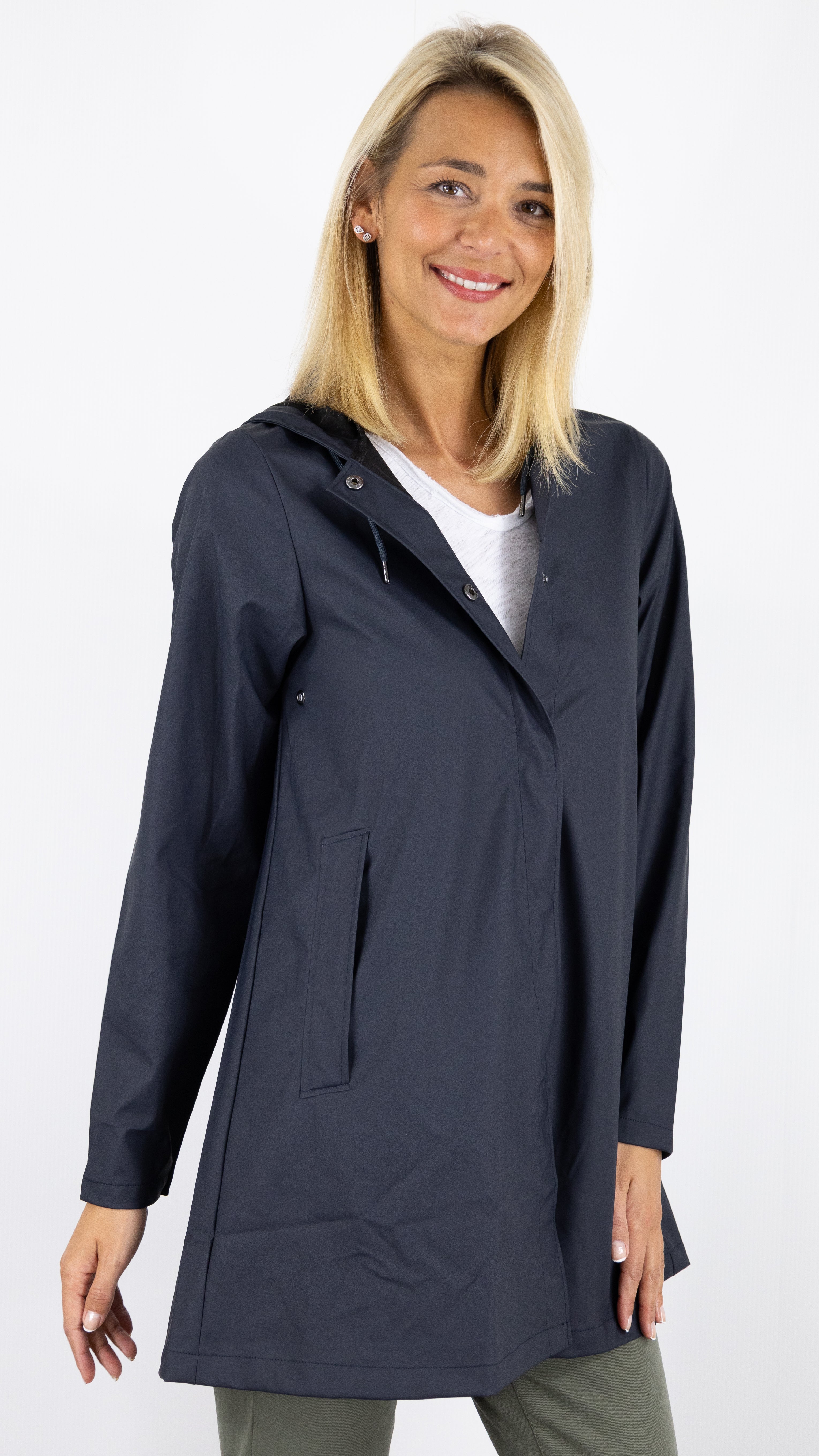 PARKA EVASEE A CAPUCHE IMPERMEABLE MARINE POUR FEMME RAINS 18050 ALINE JACKET