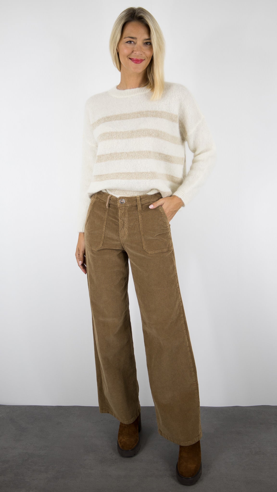 PANTALON LARGE EN VELOUR ISLOW ANDREA ORIGINAL CORD POUR FEMME#COLOR_LAMA/CAMEL