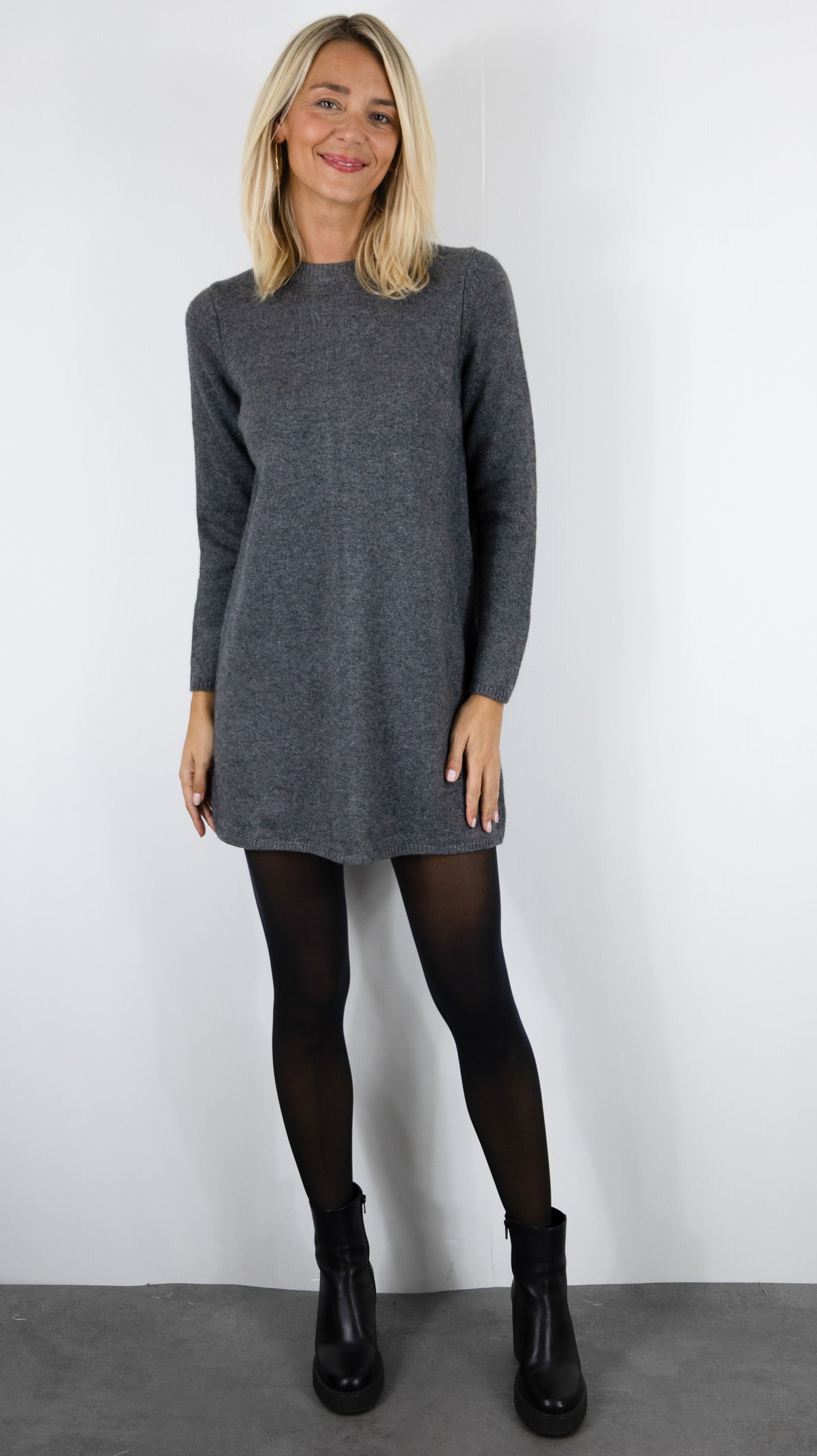 ROBE DROITE AVEC ZIP AU DOS EN LAINE GRIS CHINE BA&SH ATESS