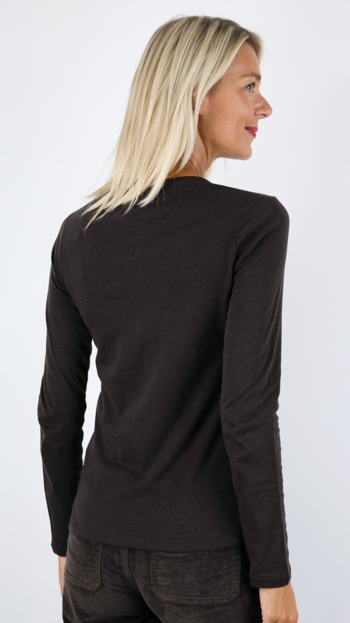 TEE-SHIRT COL ROND EN COTON CACHEMIRE POUR FEMME MAJESTIC FTS008/M005#COLOR_1141/CHOCOLATE
