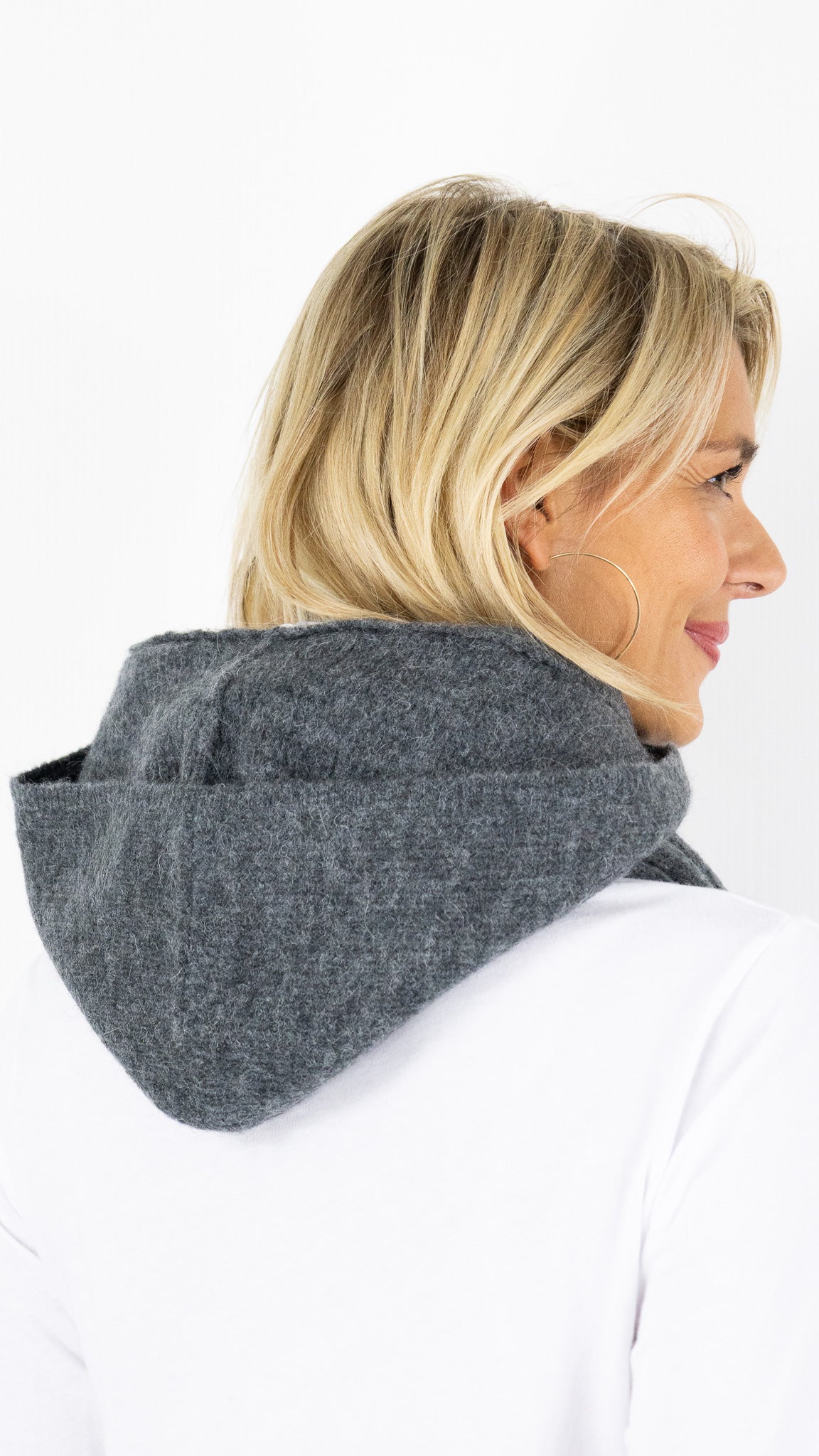 ECHARPE AVEC CAPUCHE INTEGREE EN LAINE ET ALPAGA POUR FEMME DES PETITS HAUTS AUDINE#COLOR_ANTHRACITE
