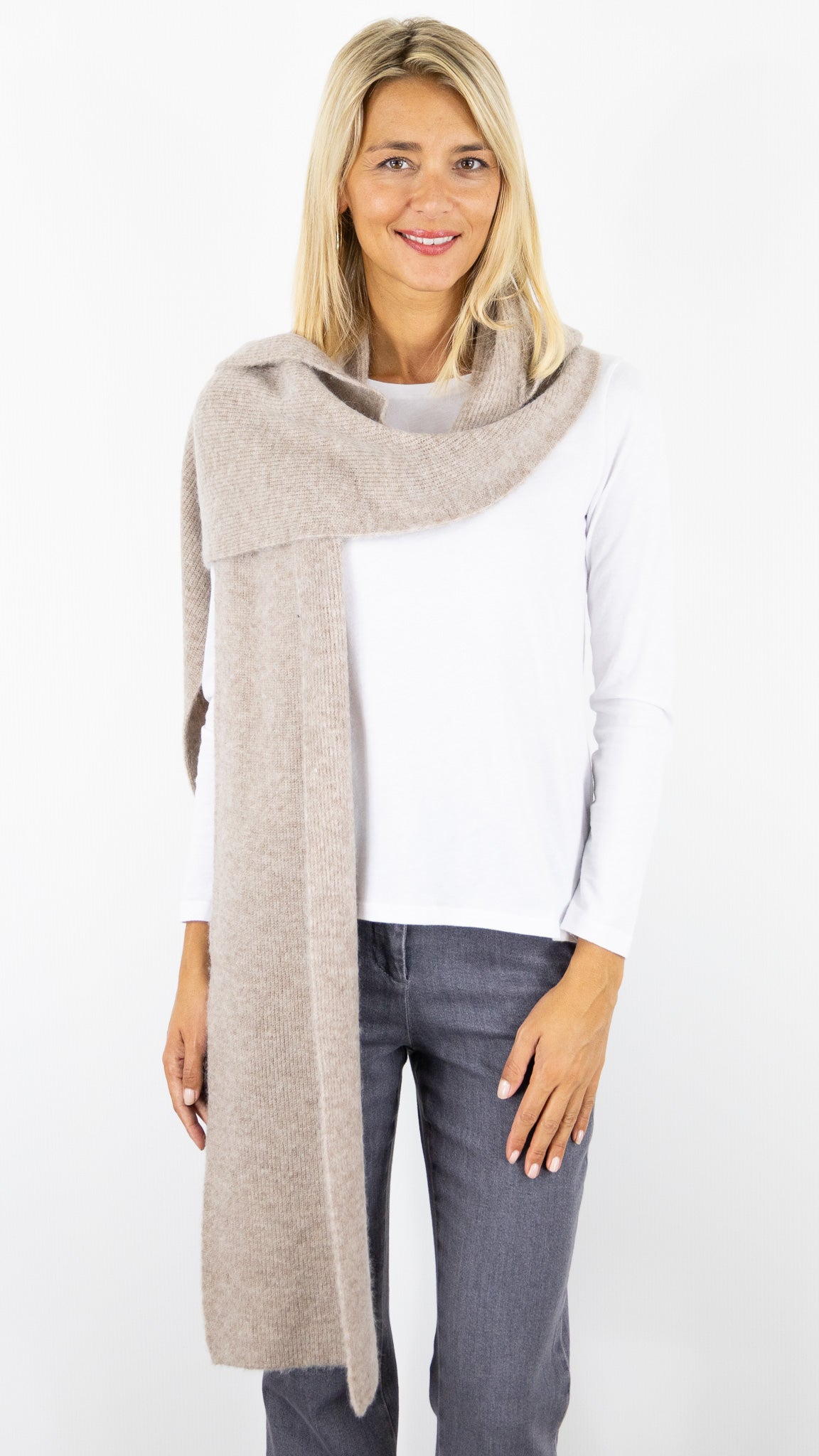 ECHARPE AVEC CAPUCHE INTEGREE EN LAINE ET ALPAGA POUR FEMME DES PETITS HAUTS AUDINE#COLOR_LOUP/BEIGE