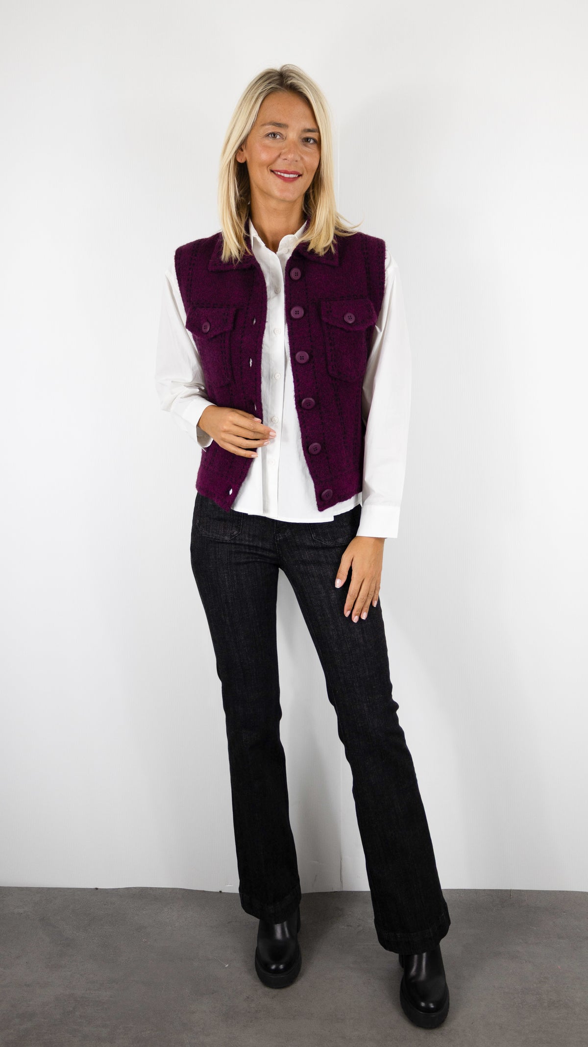 GILET SANS MANCHES COL CHEMISE AVEC 2 POCHES POITRINE AN'GE LEWAYNE#COLOR_VIOLINE