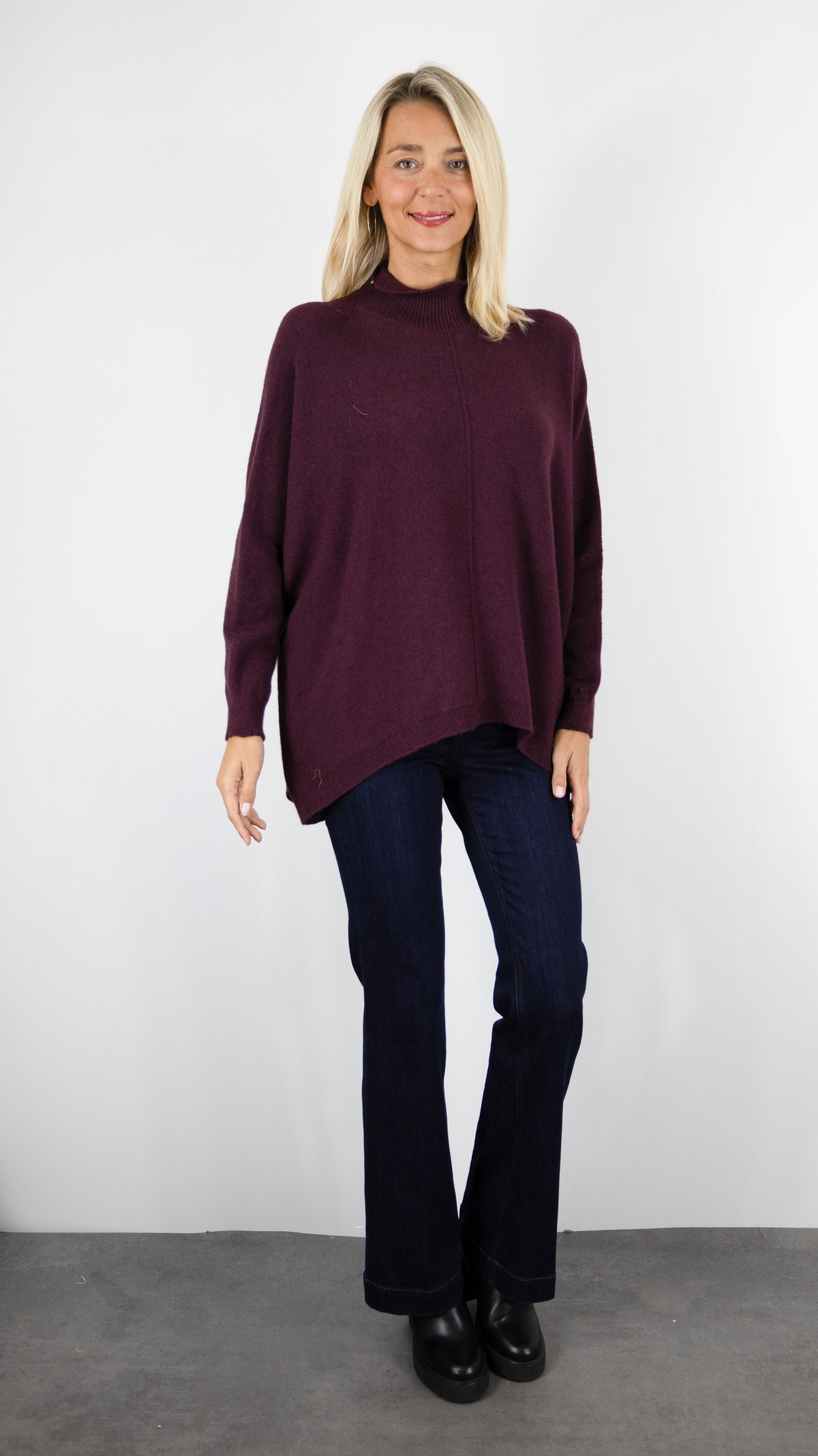 PULL AMPLE COL MONTANT POUR FEMME ALEXANDRE LAURENT C8785#COLOR_PRUGNAC/PRUNE