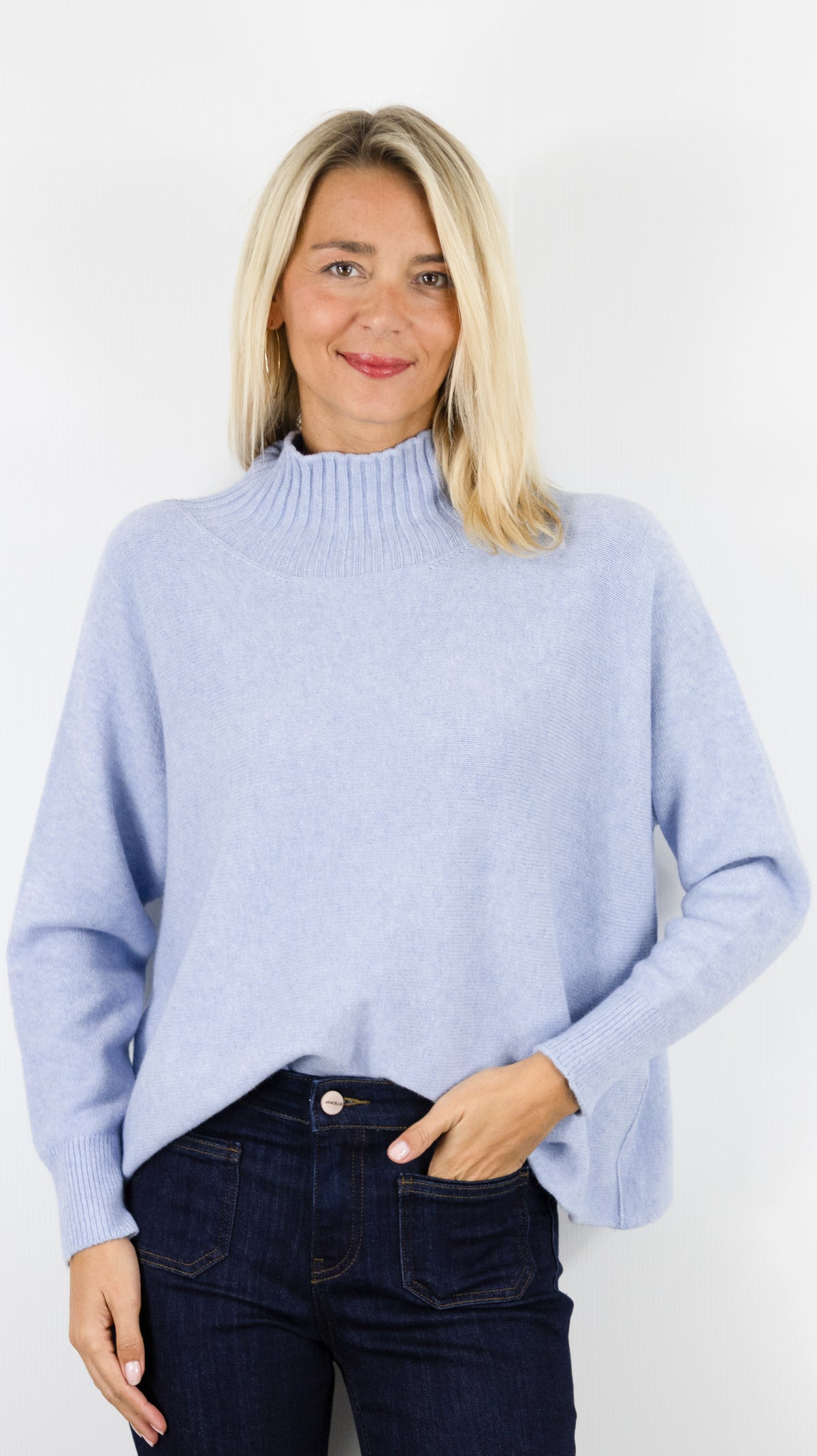 PULL AMPLE COL MONTANT POUR FEMME ALEXANDRE LAURENT C8786#COLOR_JEAN CLAIR