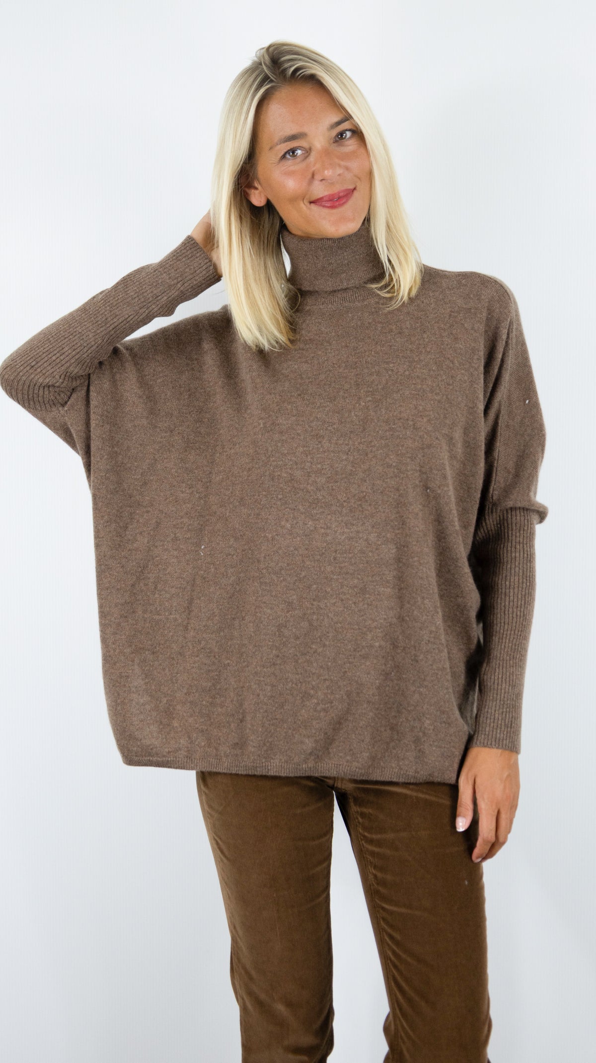 PULL AMPLE COL ROULE EN CACHEMIRE POUR FEMME NOT SHY MARGARETH#COLOR_CAFE AU LAIT
