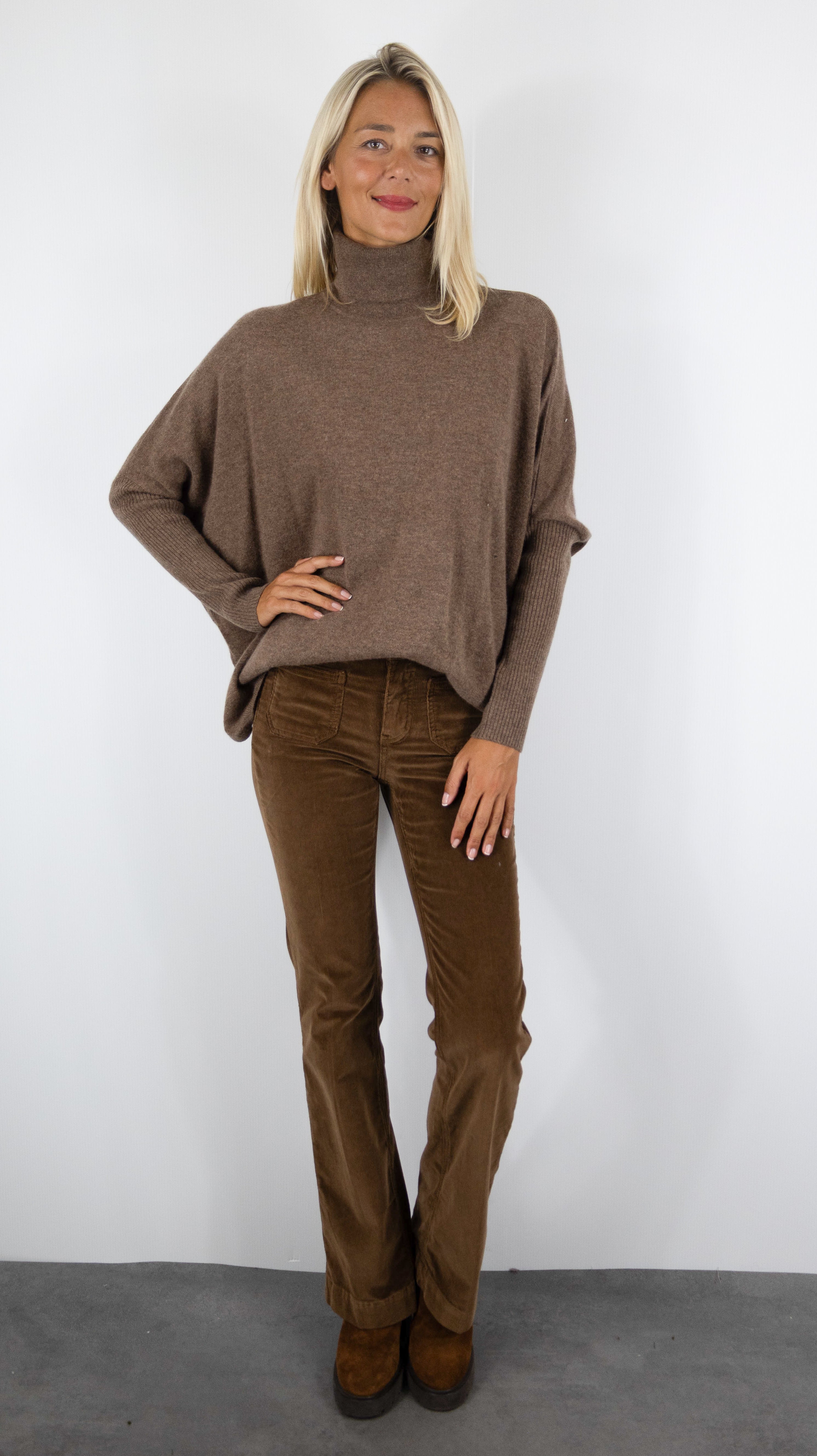 PULL AMPLE COL ROULE EN CACHEMIRE POUR FEMME NOT SHY MARGARETH#COLOR_CAFE AU LAIT