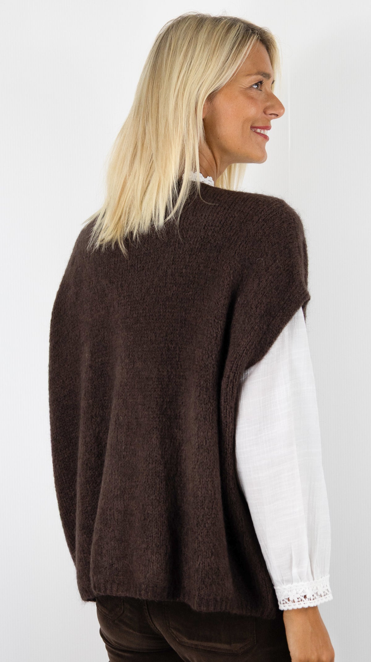 GILET AMPLE SANS MANCHES COL V POUR FEMME ANDROMEDE EH2328#COLOR_CHOCO