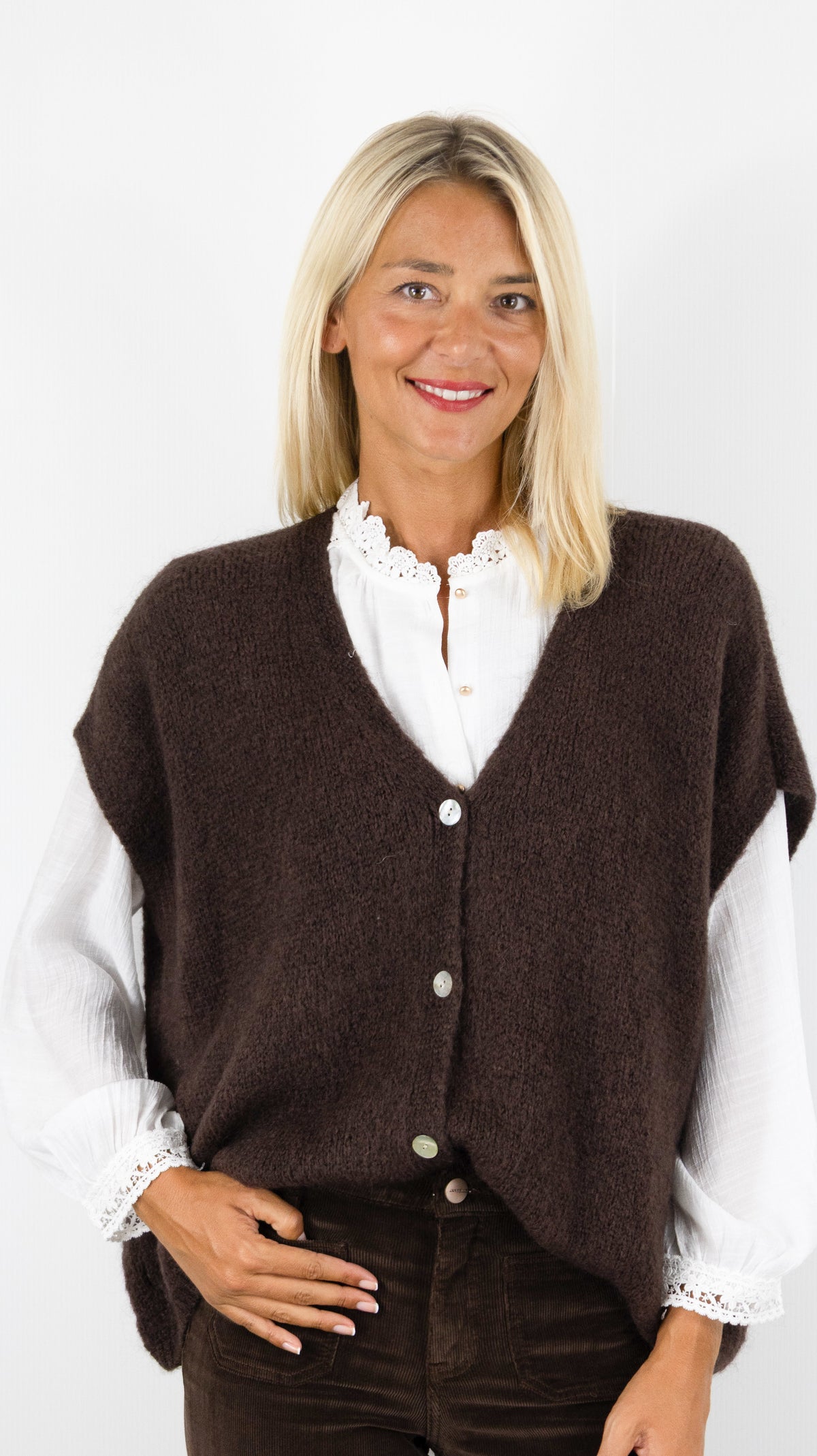 GILET AMPLE SANS MANCHES COL V POUR FEMME ANDROMEDE EH2328#COLOR_CHOCO