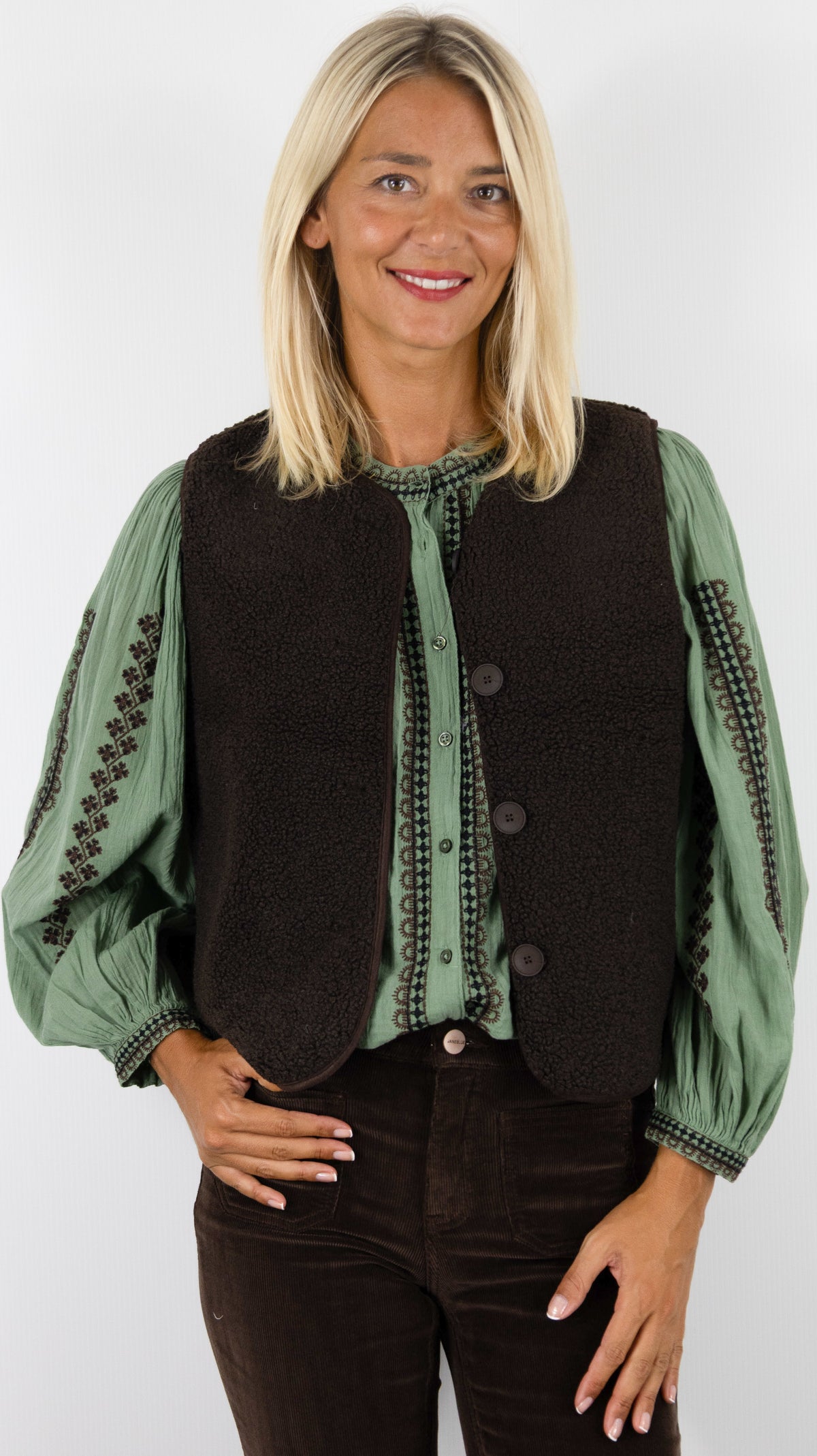GILET SANS MANCHES MOUTON POUR FEMME IT HIPPIE K202-384#COLOR_MARRON