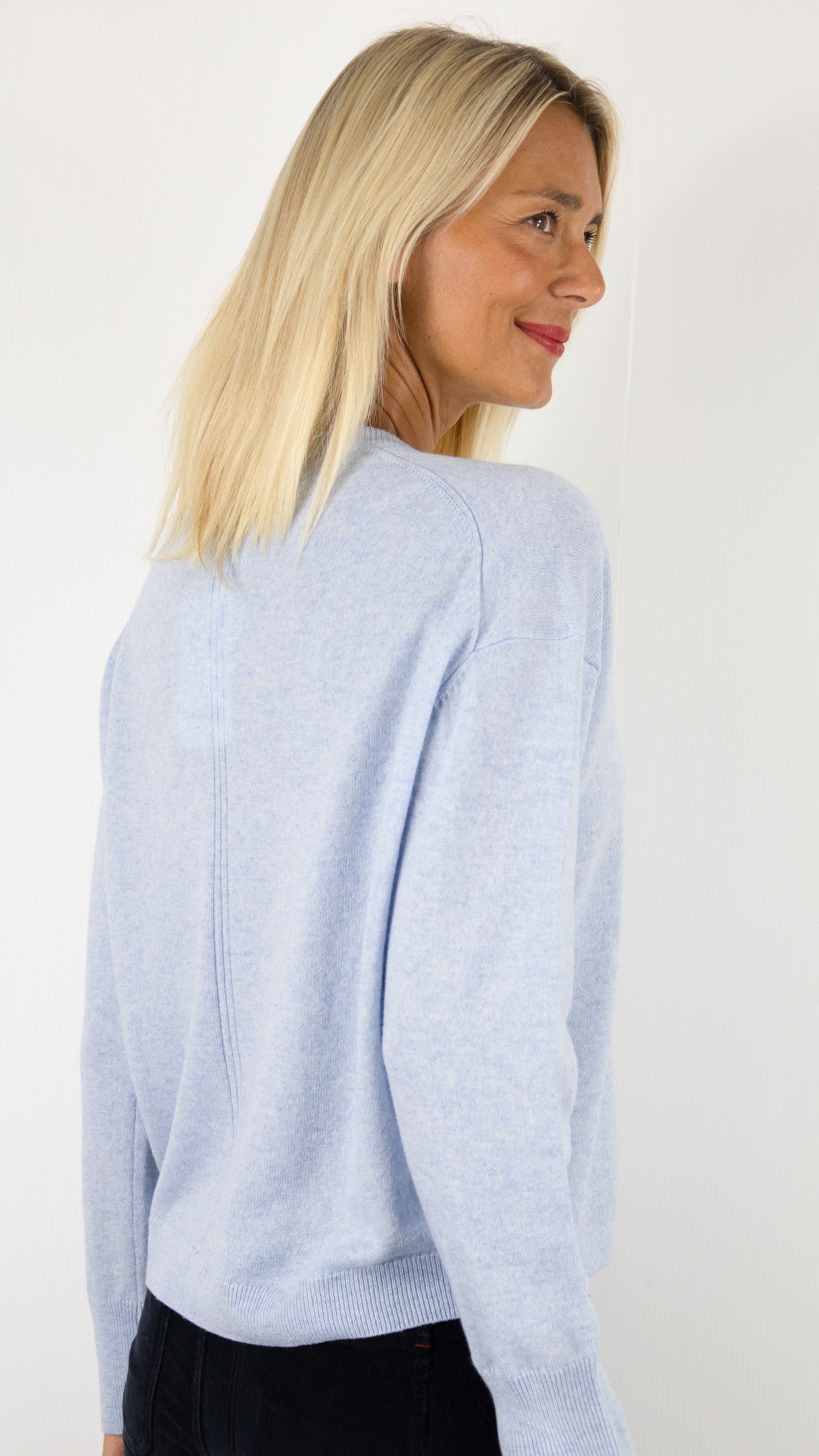 PULL COL V EN LAINE POUR FEMME NOT SHY WARREN#COLOR_CIEL CHINE