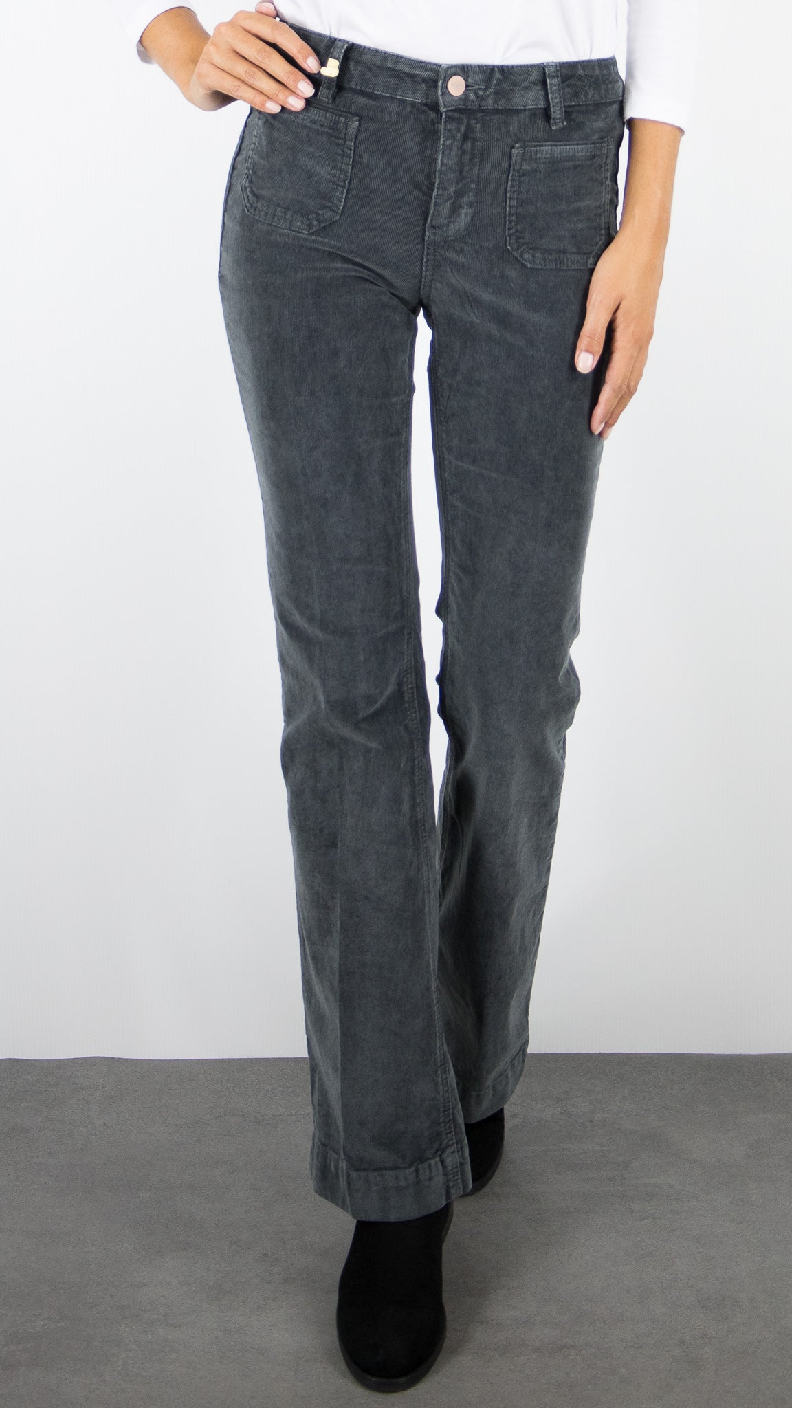 JEANS FLARE EN VELOURS GRIS CARBONE POUR FEMME JANE BLUE BASTILLE TINYCORD PIGMENT