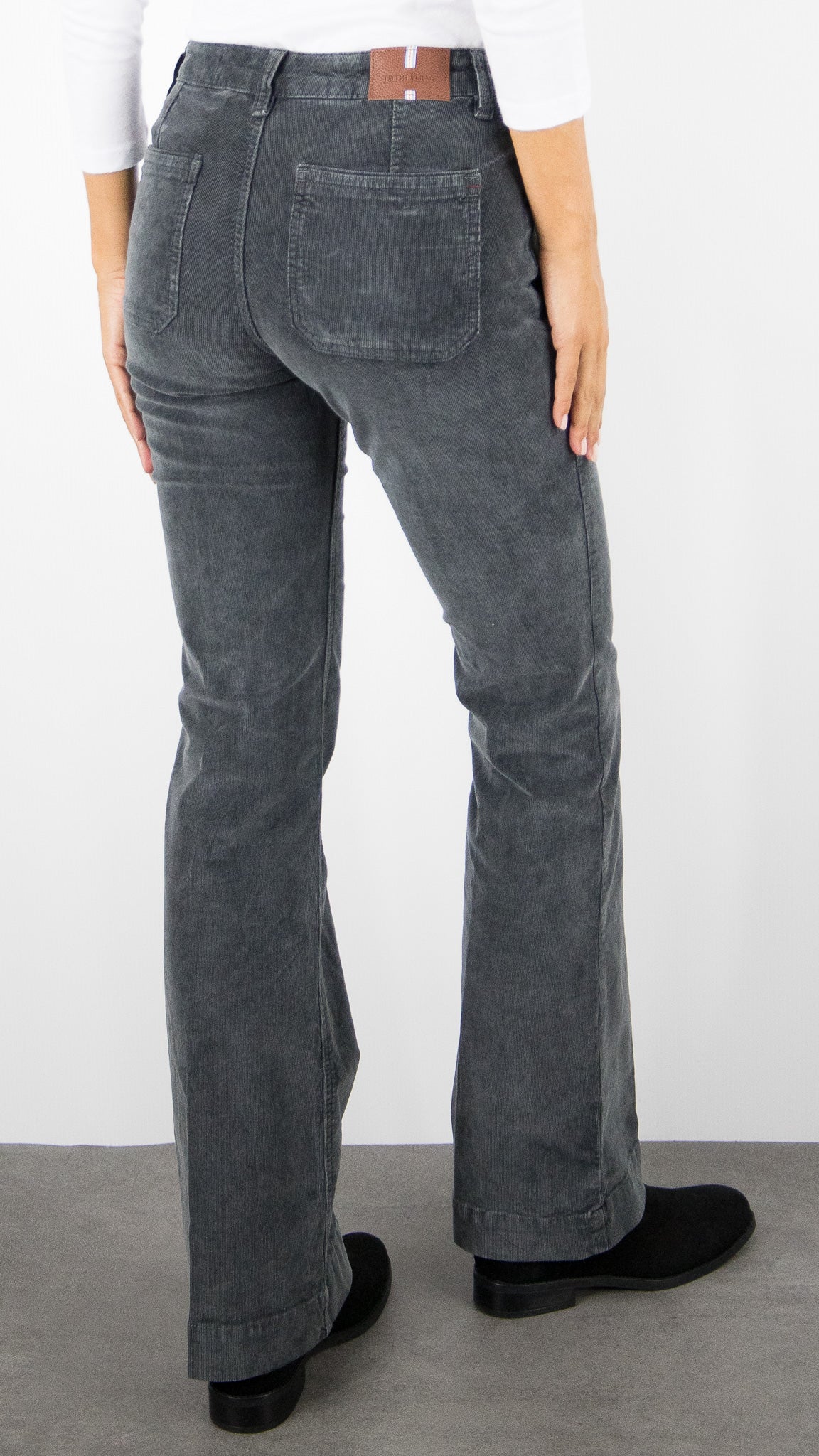 JEANS FLARE EN VELOURS GRIS CARBONE POUR FEMME JANE BLUE BASTILLE TINYCORD PIGMENT