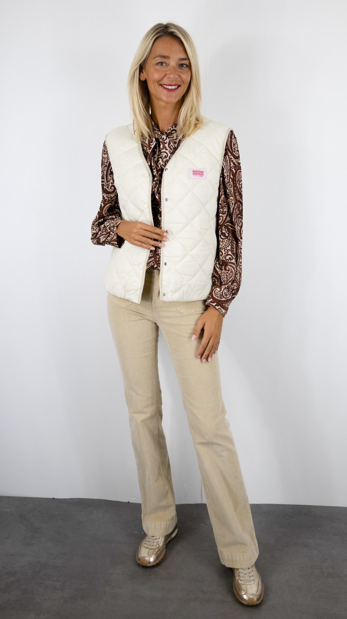 GILET MATELASSE SANS MANCHES POUR FEMME AMERICAN VINTAGE YUP16B#COLOR_CREME
