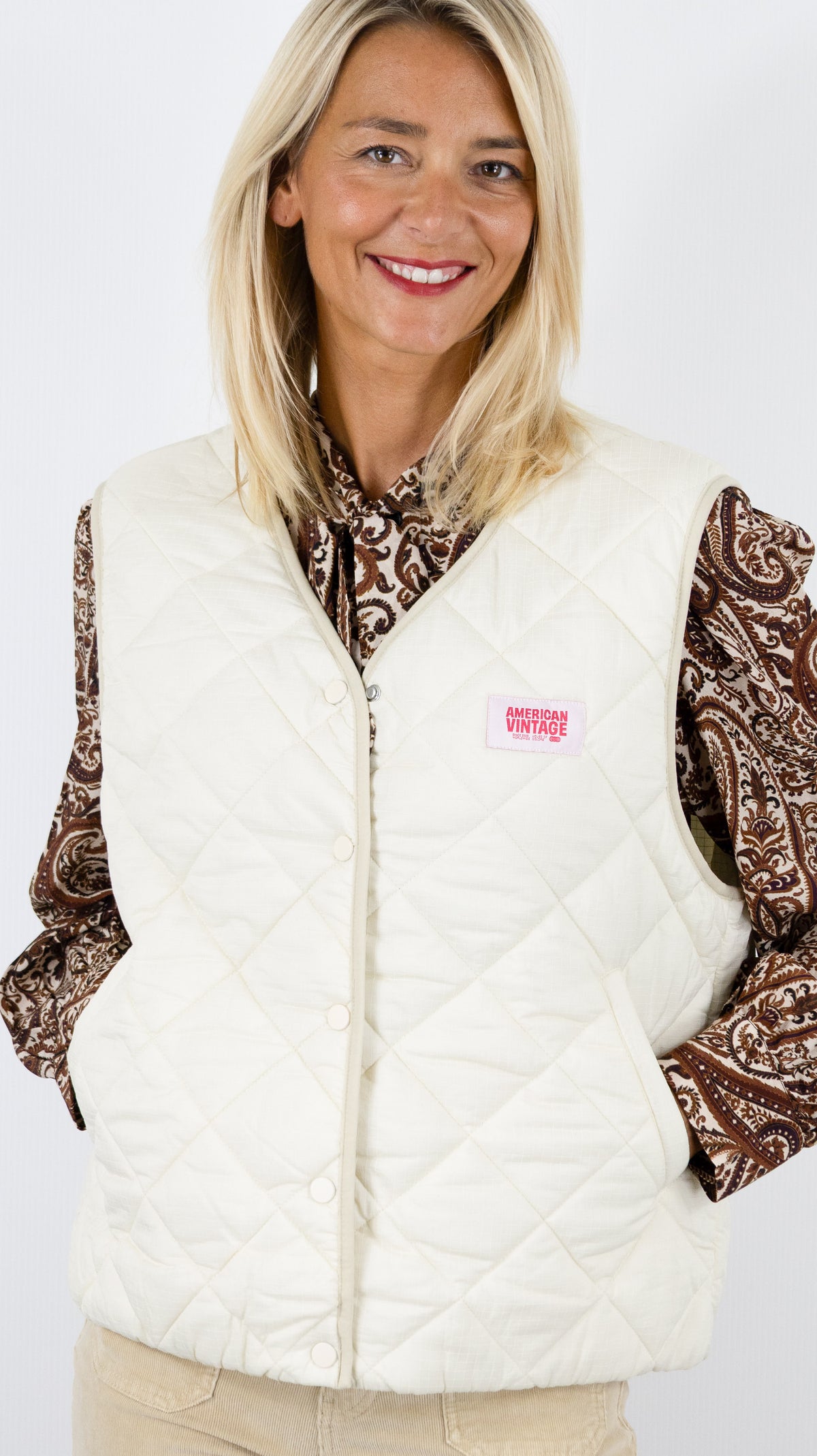 GILET MATELASSE SANS MANCHES POUR FEMME AMERICAN VINTAGE YUP16B#COLOR_CREME