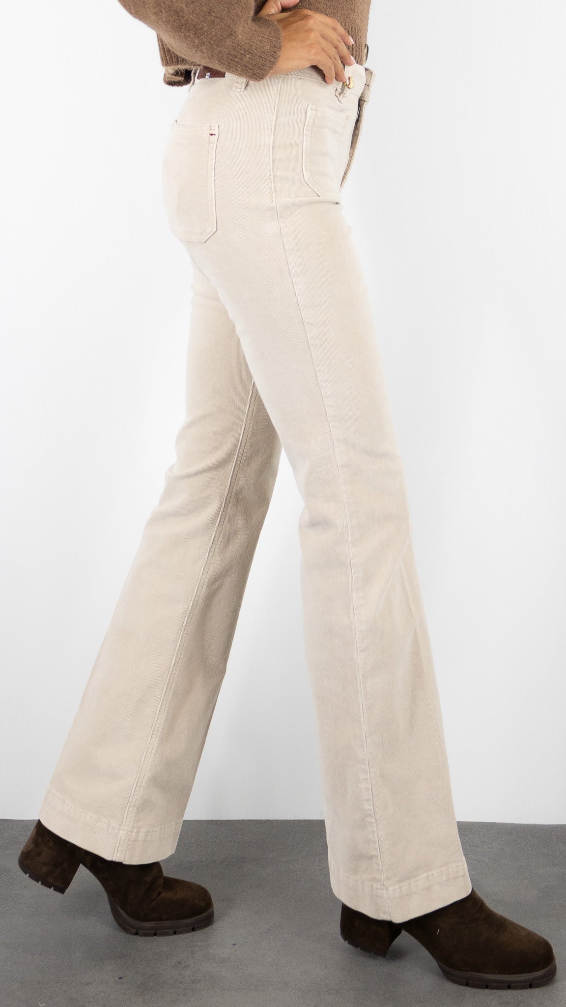 JEANS FLARE EN VELOURS MILLERAIES POUR FEMME JANE BLUE BASTILLE TINY CORD#COLOR_ECRU