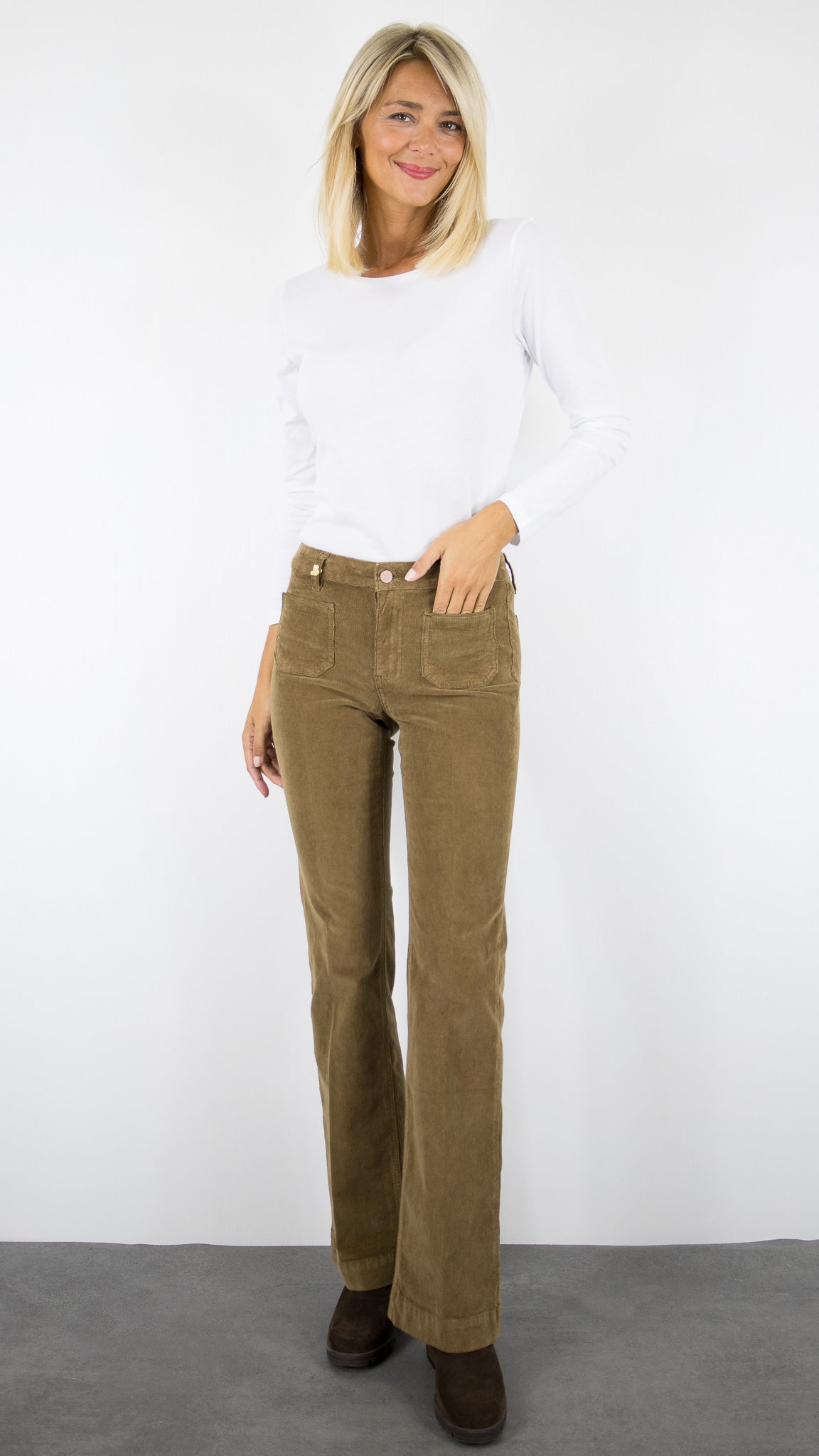 JEANS FLARE EN VELOURS MILLERAIES POUR FEMME JANE BLUE BASTILLE TINY CORD#COLOR_NOISETTE/CAMEL