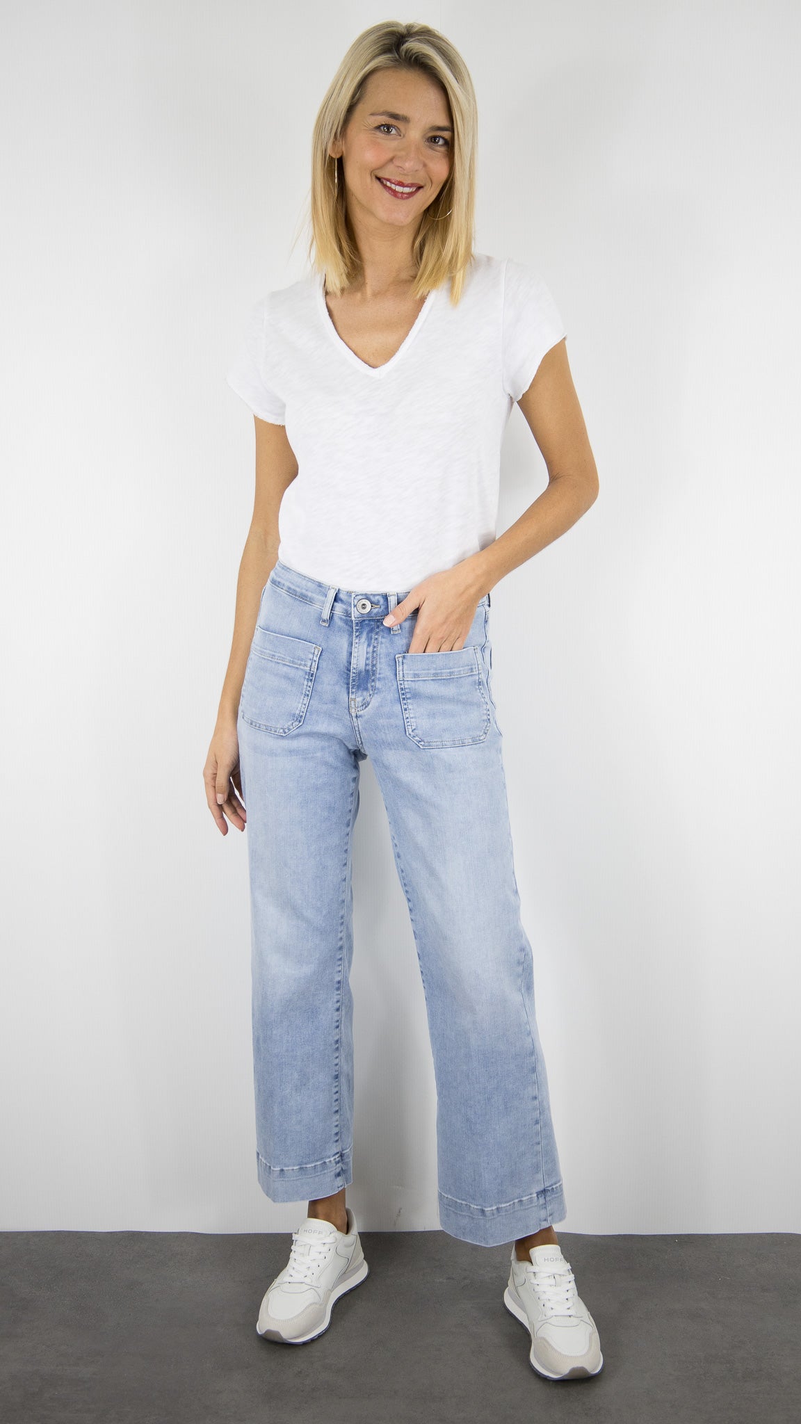 JEANS DENIM LARGE 7/8 FEMME DENIM STUDIO BELLA LIGHT BLUE DENIM#COLOR_SEVENTY WASH/DENIM