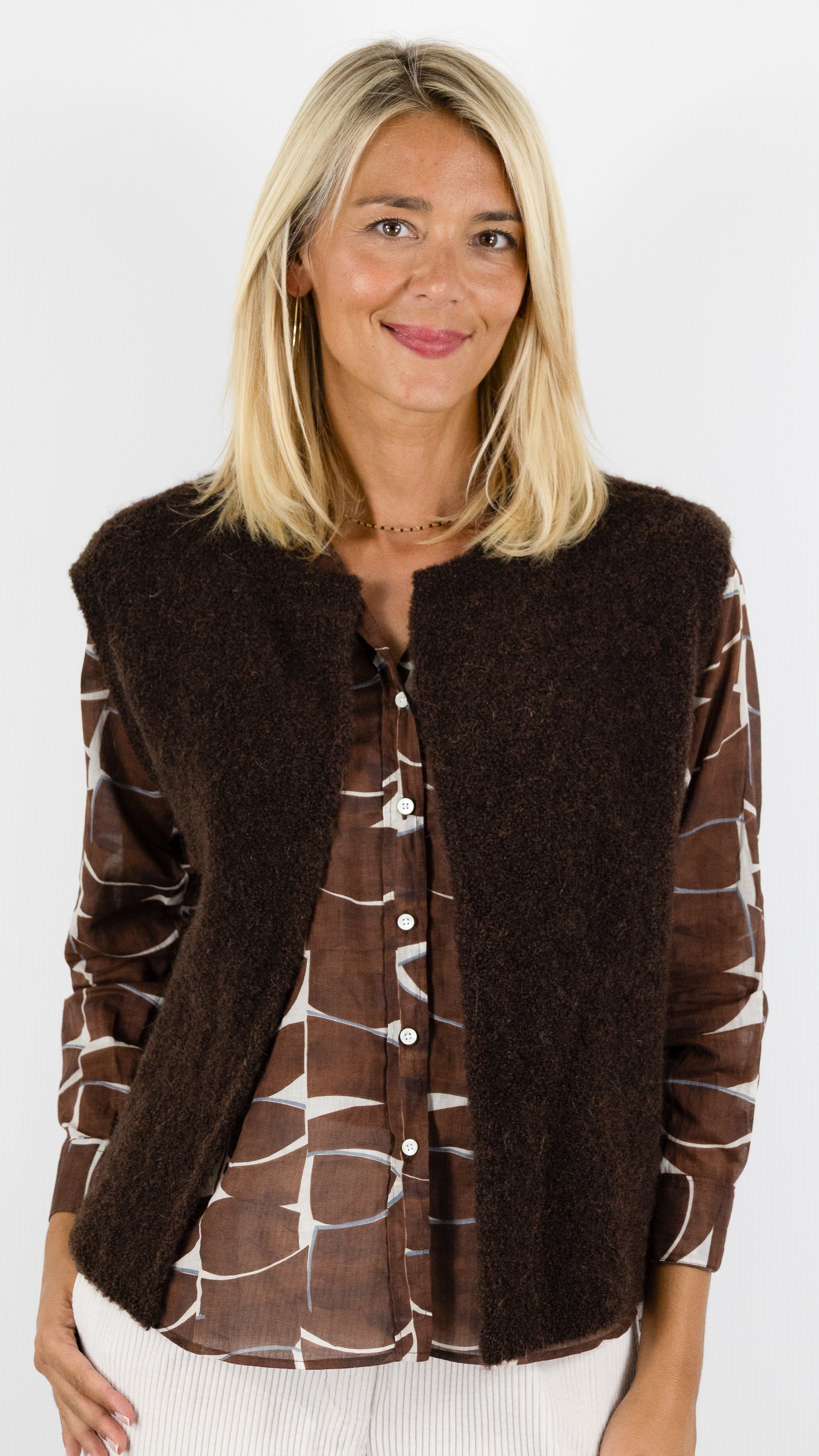 GILET SANS MANCHES MAILLE MOUSSEUSE POUR FEMME DES PETITS HAUTS ACHILLE#COLOR_OURSON CHOCO 