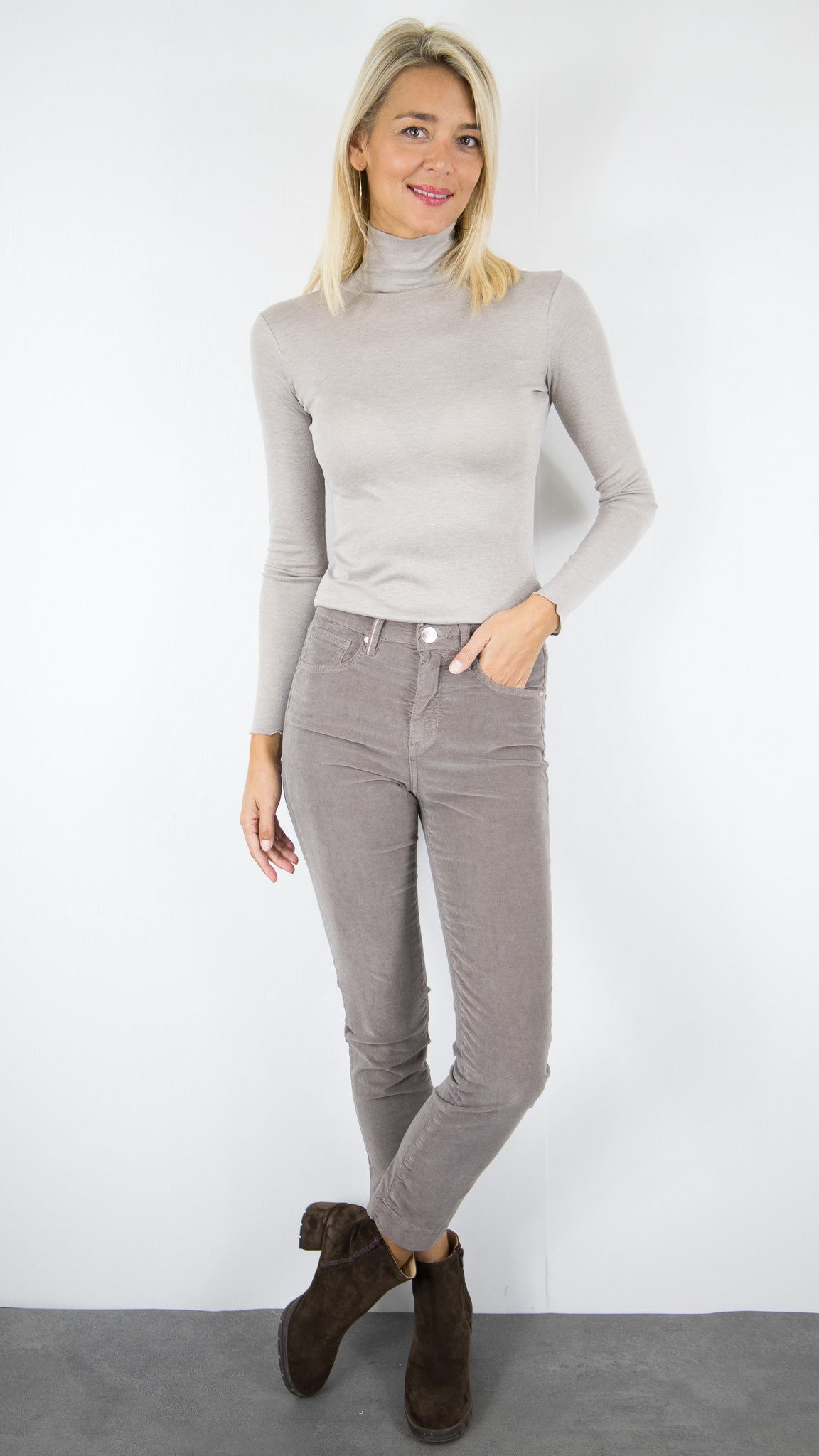 TEE-SHIRT COL ROULE PRES DU CORPS ORAIJE CEA#COLOR_TAUPE