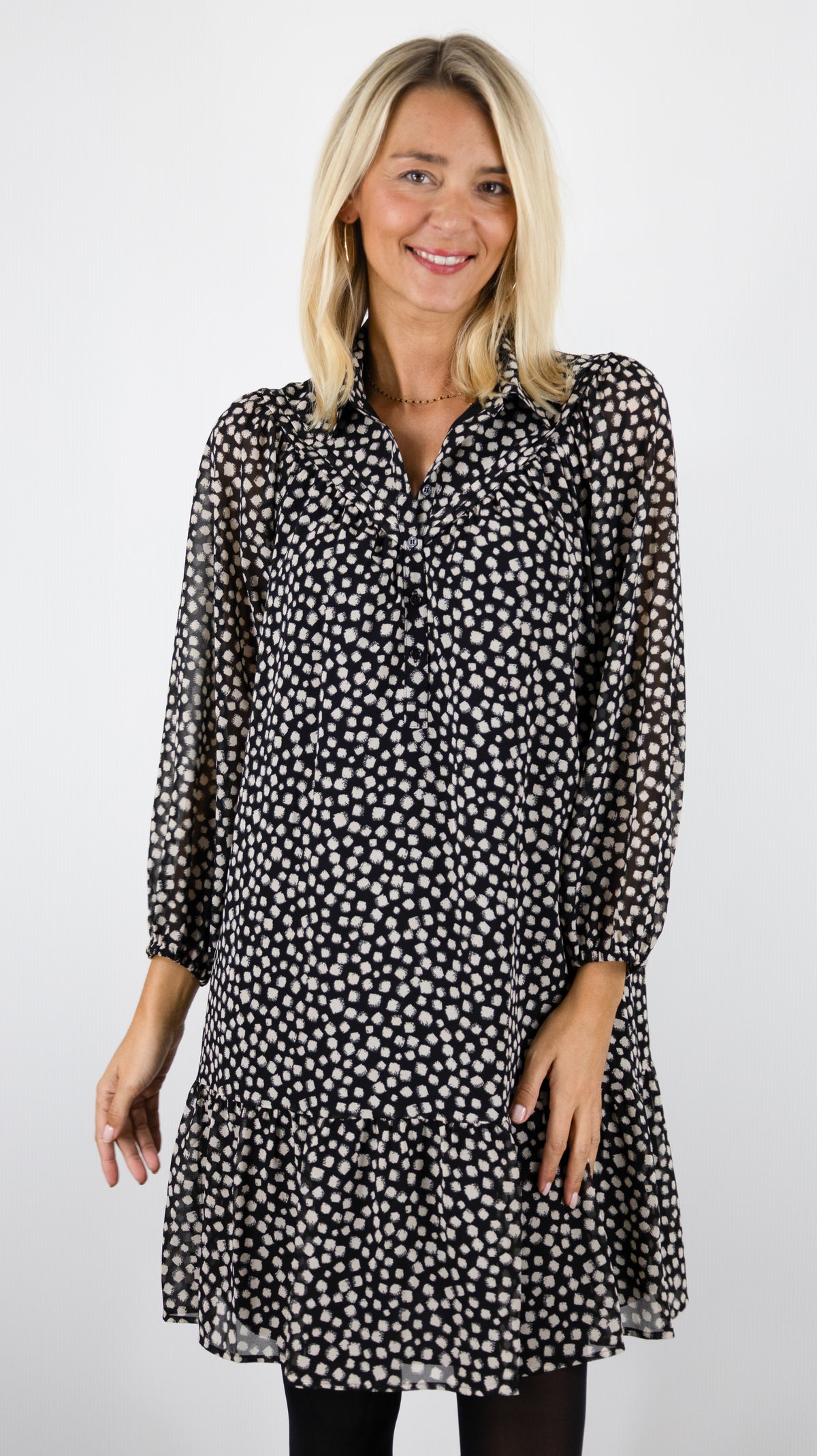 ROBE IMPRIMEE FLUIDE VOLANTEE NOIR ECRU GERARD DAREL CELEST
