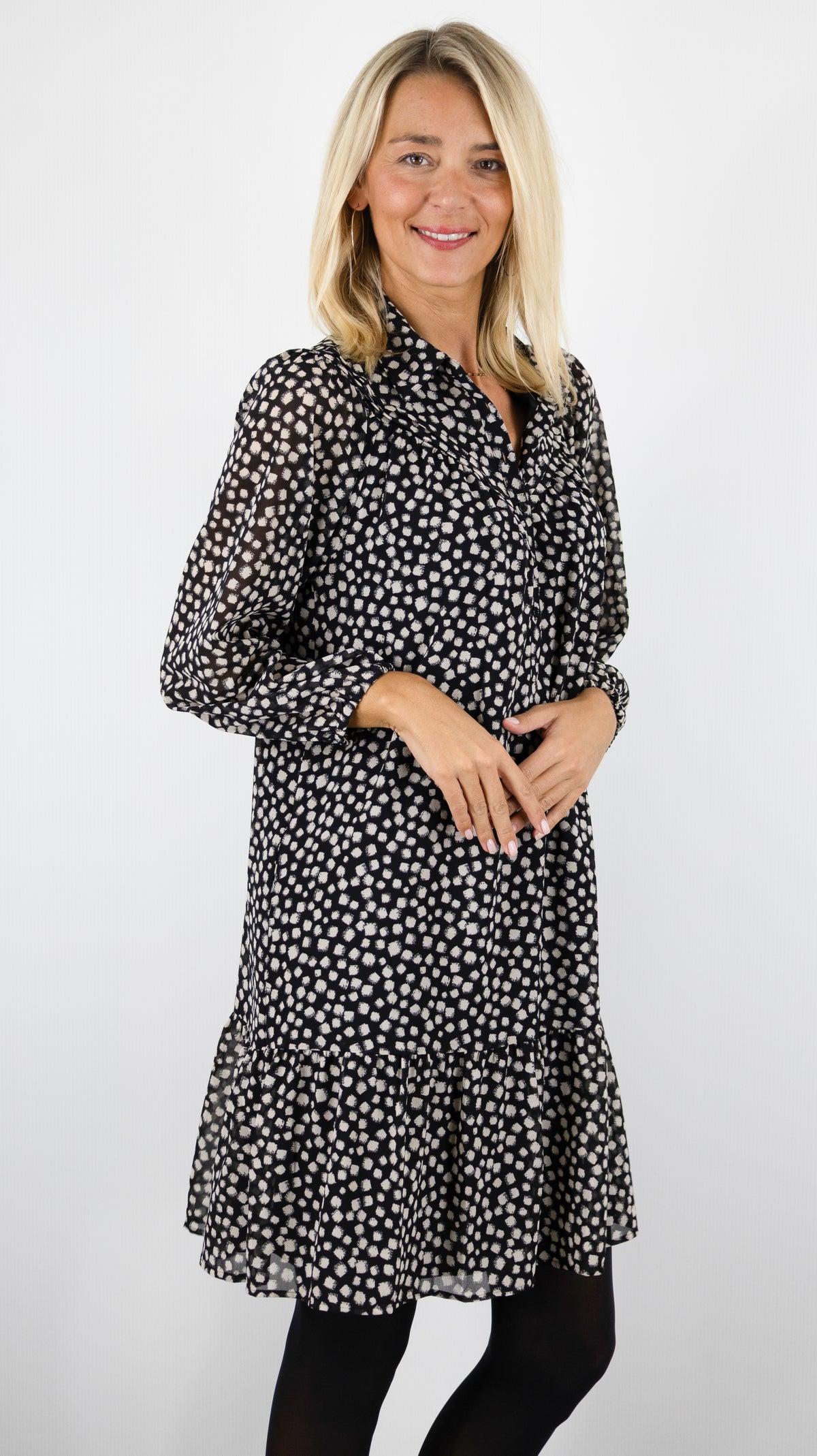 ROBE IMPRIMEE FLUIDE VOLANTEE NOIR ECRU GERARD DAREL CELEST