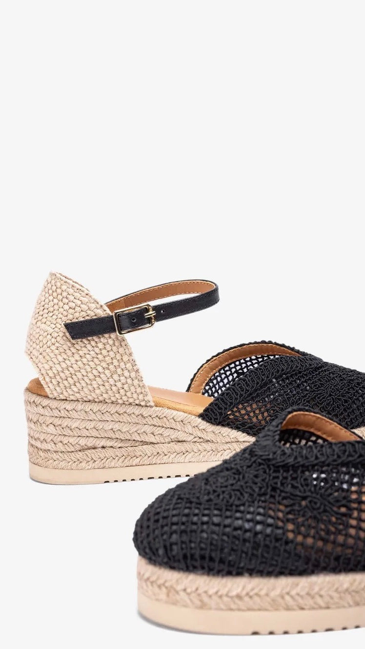 ESPADRILLES EN CROCHET NOIR FEMME UNISA CEUTA NTO