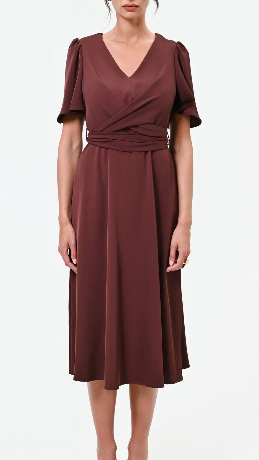 ROBE FLUIDE DRAPPÉE ÉLÉGANTE MARRON POUR FEMME RINASCIMENTO CFC0130286003#COLOR_B404/CHOCO