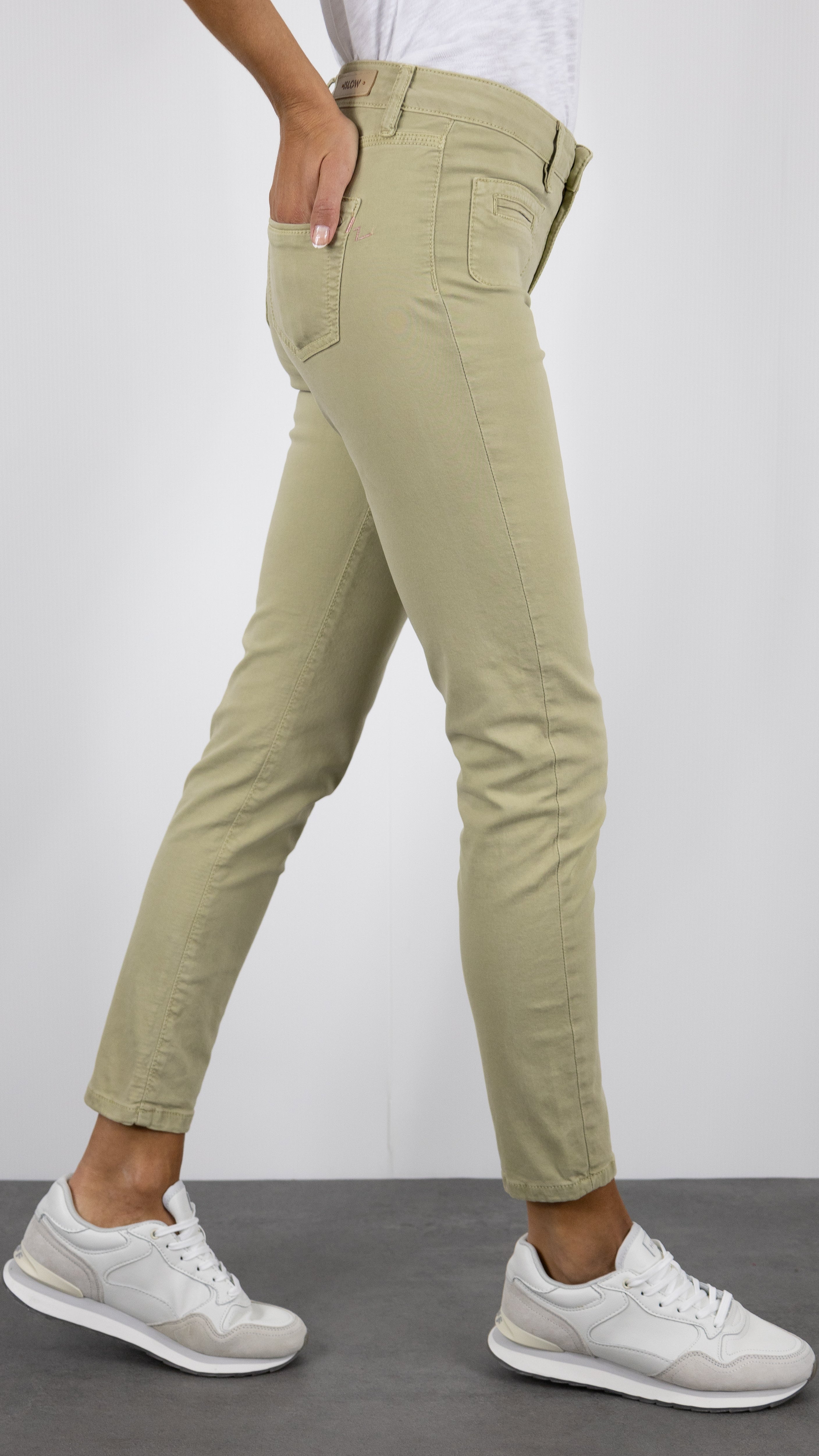 PANTALON SLIM EN COTON LYCRA POUR FEMME ISLOW CLARA SATIN LYCRA#COLOR_VERVEINE/KAKI CLAIR