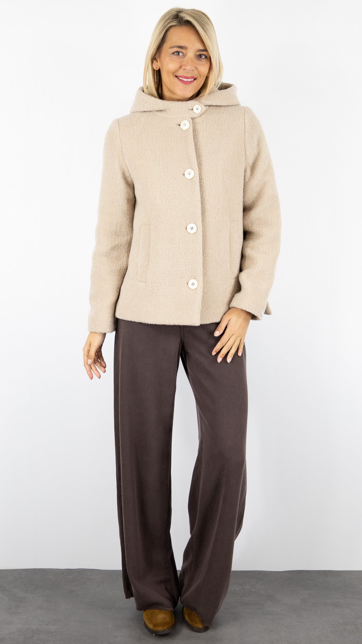 MANTEAU COURT A CAPUCHE EN LAINE POUR FEMME TRENCH AND COAT CORMOZ2#COLOR_AWLE59/GREIGE