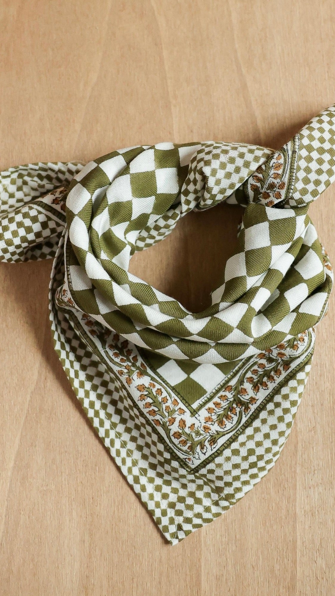 FOULARD BELLEMME DAMIER PETIT FORMAT#COLOR_KAKI