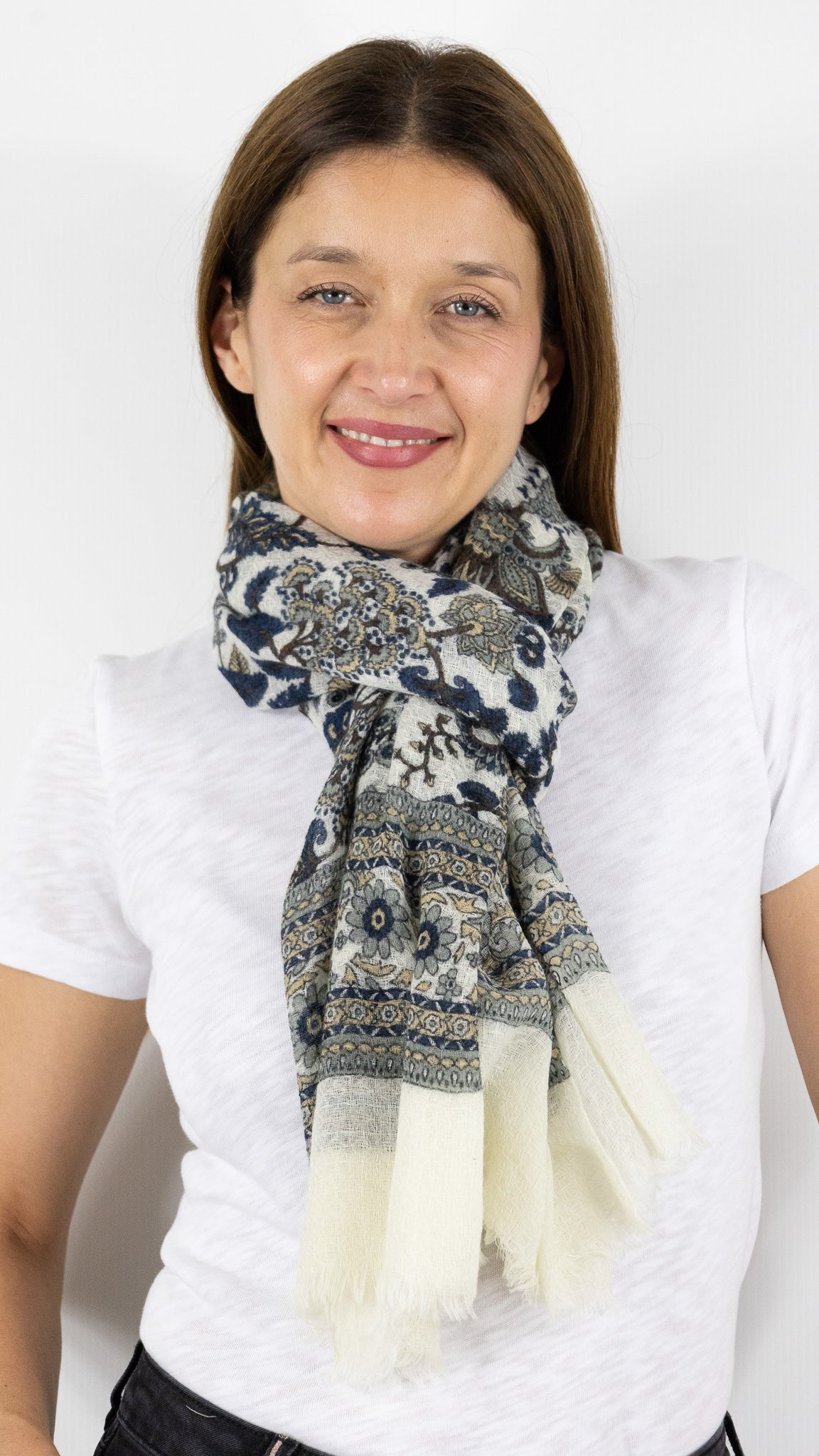 ECHARPE IMPRIMEE EN LAINE NATUREL MARINE GERARD DAREL DCH22 C282