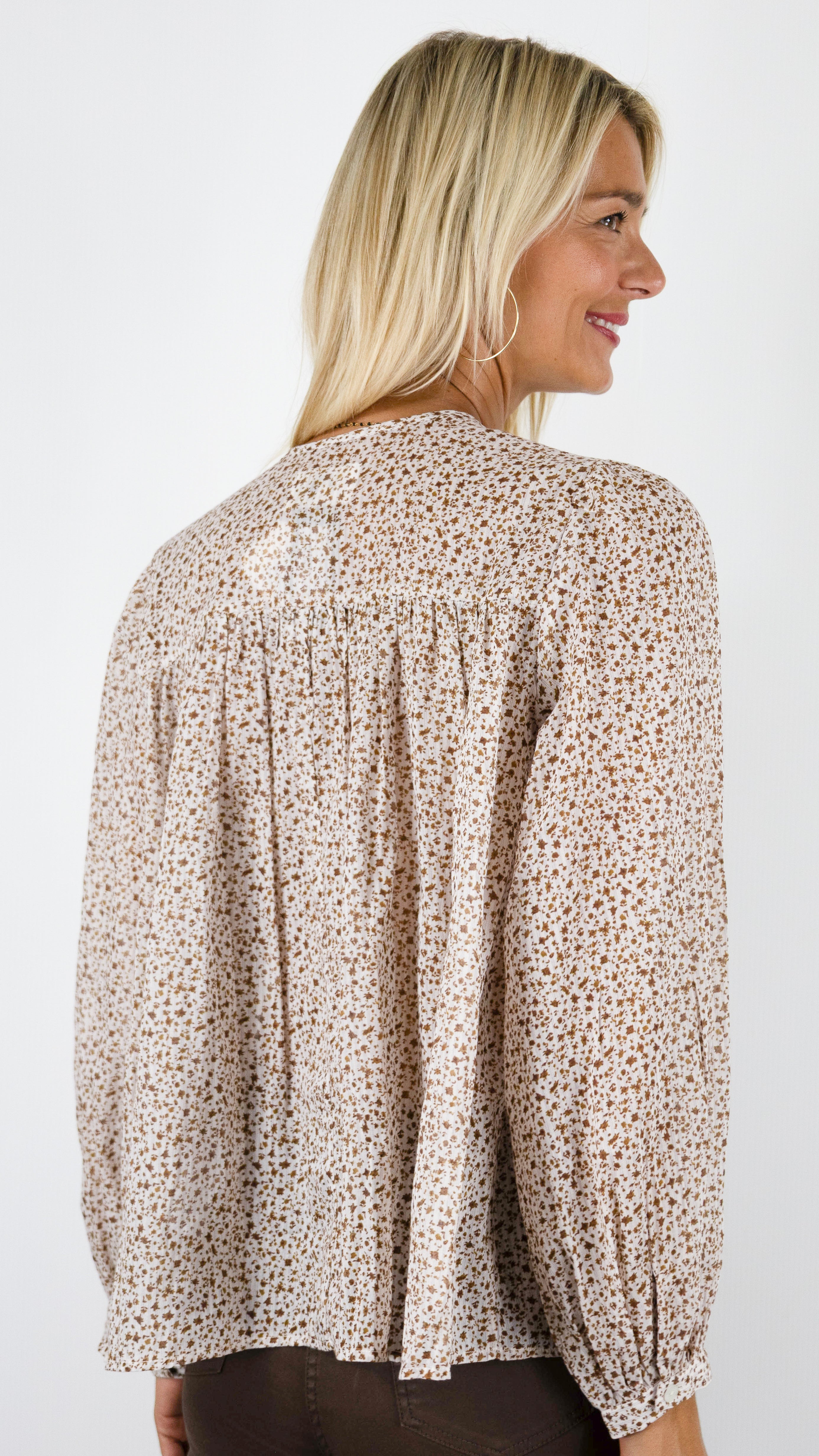 BLOUSE FLEURI AMPLE EN VOILE DE COTON POUR FEMME CAMEL DES PETITS HAUTS ELODIA