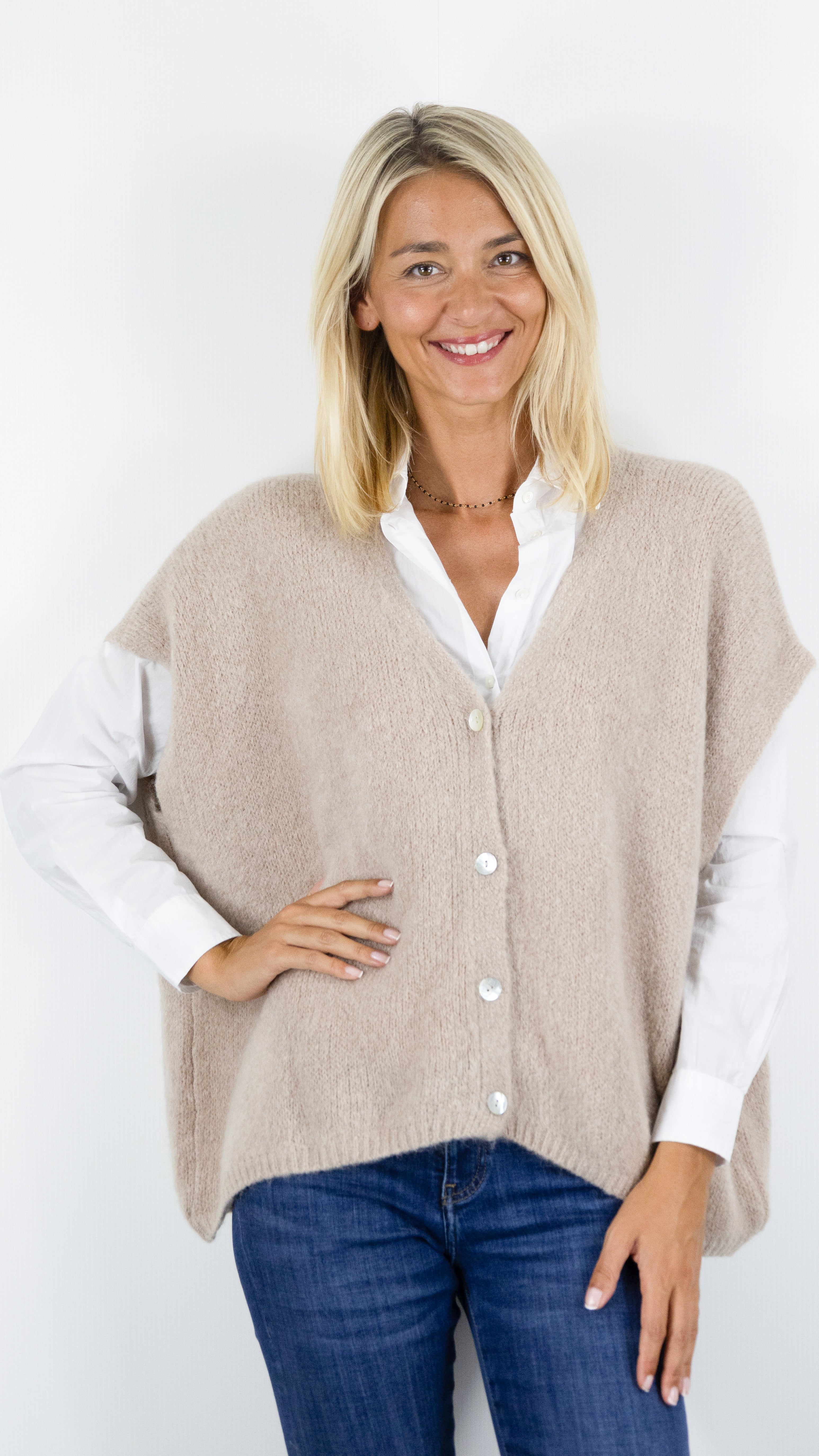 GILET AMPLE SANS MANCHES COL V POUR FEMME ANDROMEDE EH2328#COLOR_BEIGE