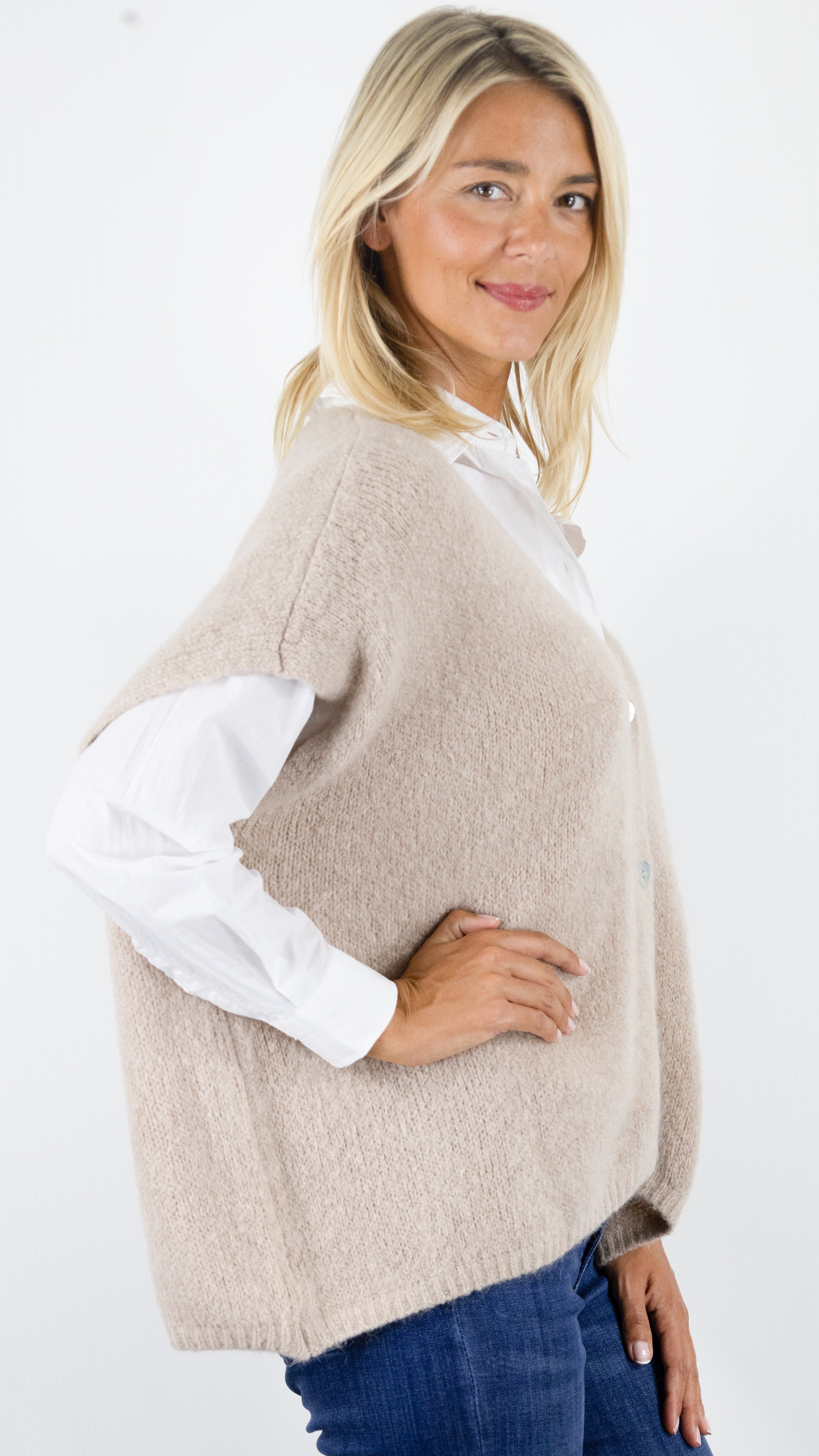 GILET AMPLE SANS MANCHES COL V POUR FEMME ANDROMEDE EH2328#COLOR_BEIGE