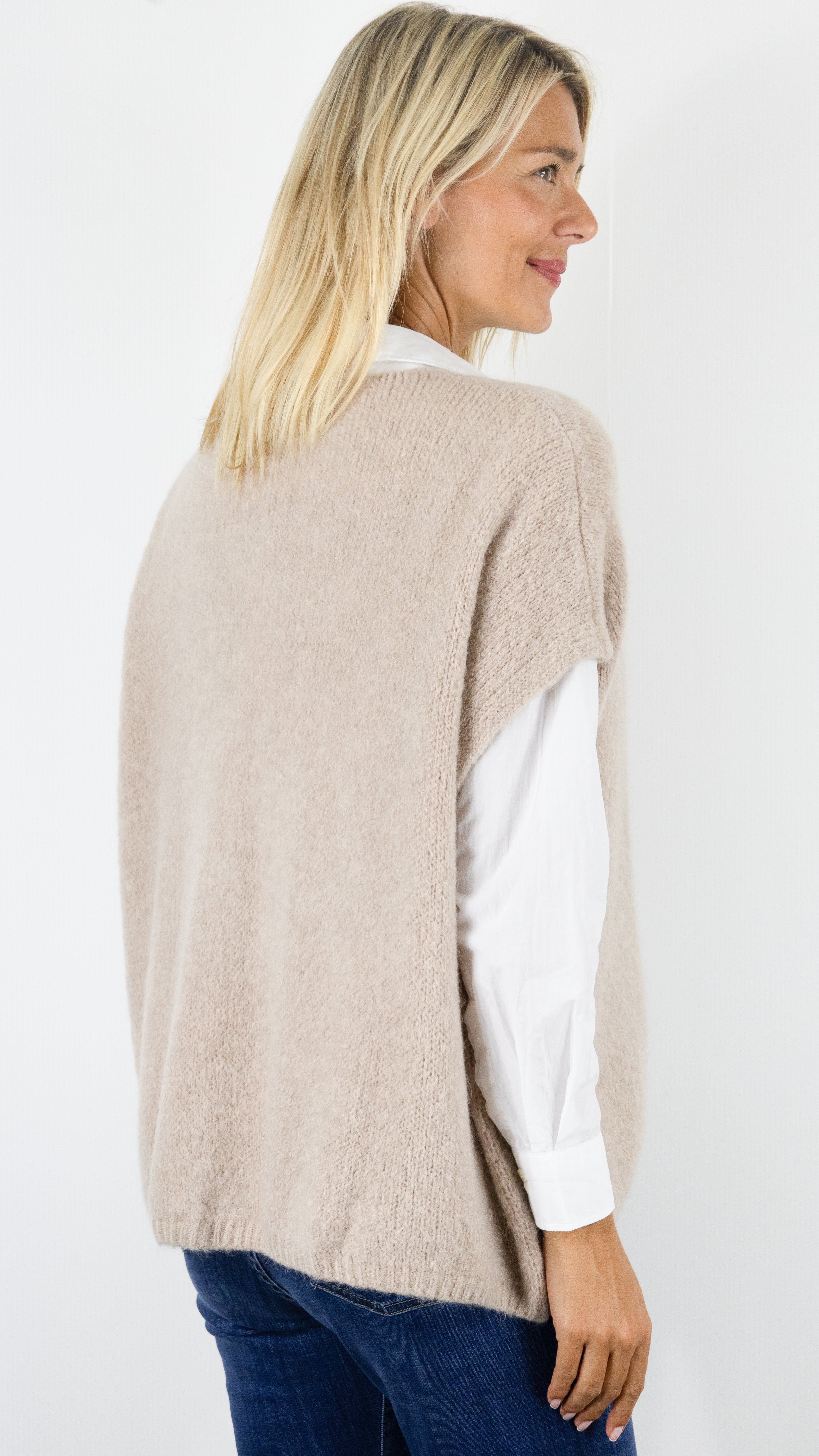 GILET AMPLE SANS MANCHES COL V POUR FEMME ANDROMEDE EH2328#COLOR_BEIGE