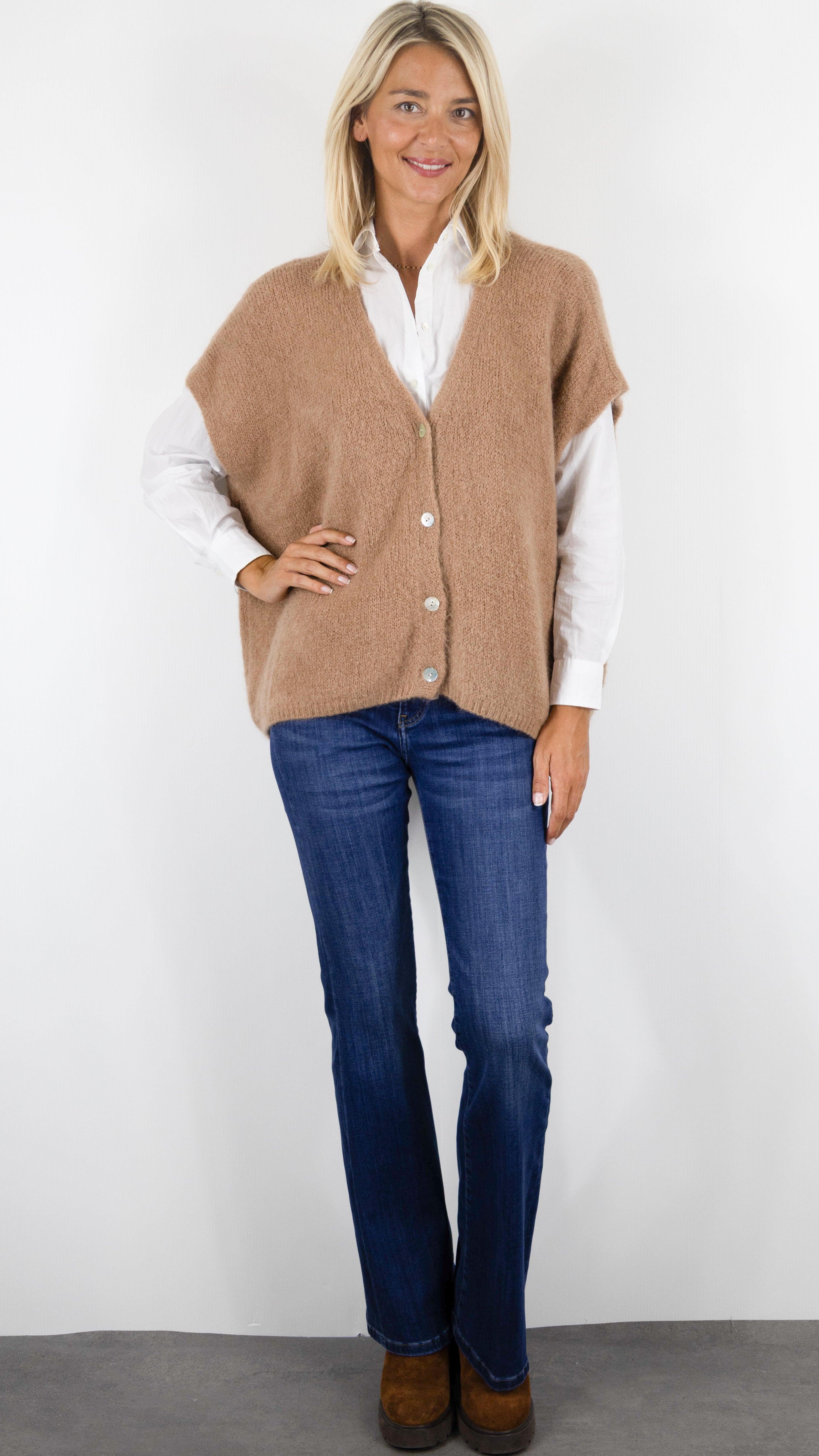 GILET AMPLE SANS MANCHES COL V POUR FEMME ANDROMEDE EH2328#COLOR_CAMEL