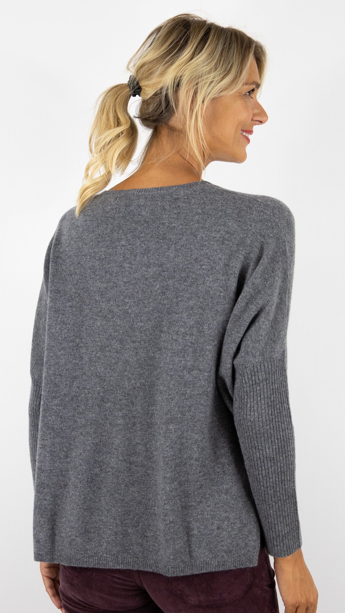 PULL V EN CACHEMIRE FAUSTINE NOT SHY#COLOR_GRIS CHINE FONCE