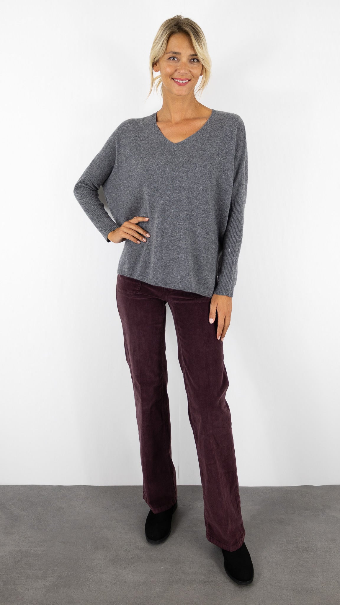 PULL V EN CACHEMIRE FAUSTINE NOT SHY#COLOR_GRIS CHINE FONCE