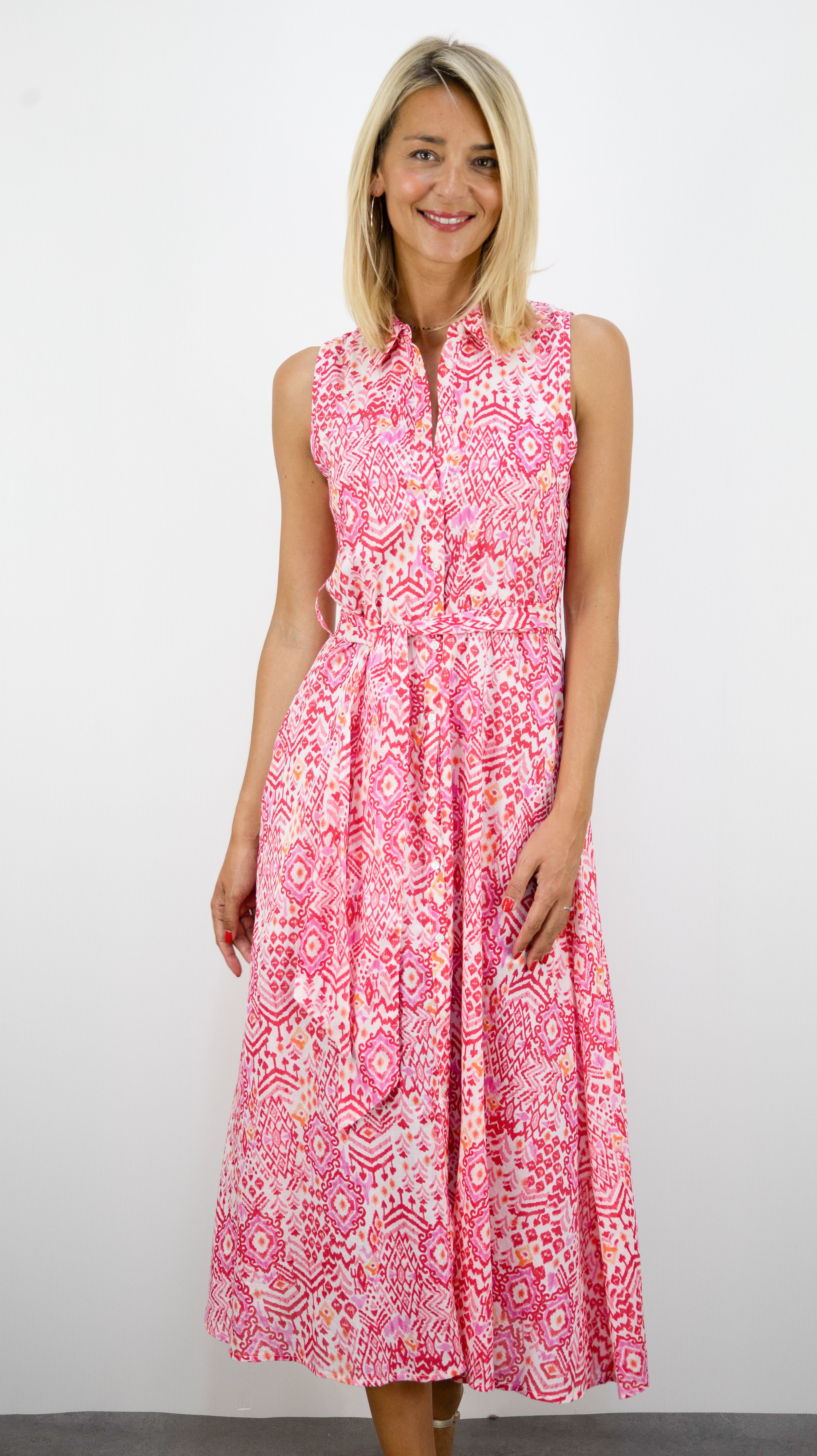 ROBE CHEMISE SANS MANCHES LONGUE IMPRIMEE FUSHIA GOA FREE