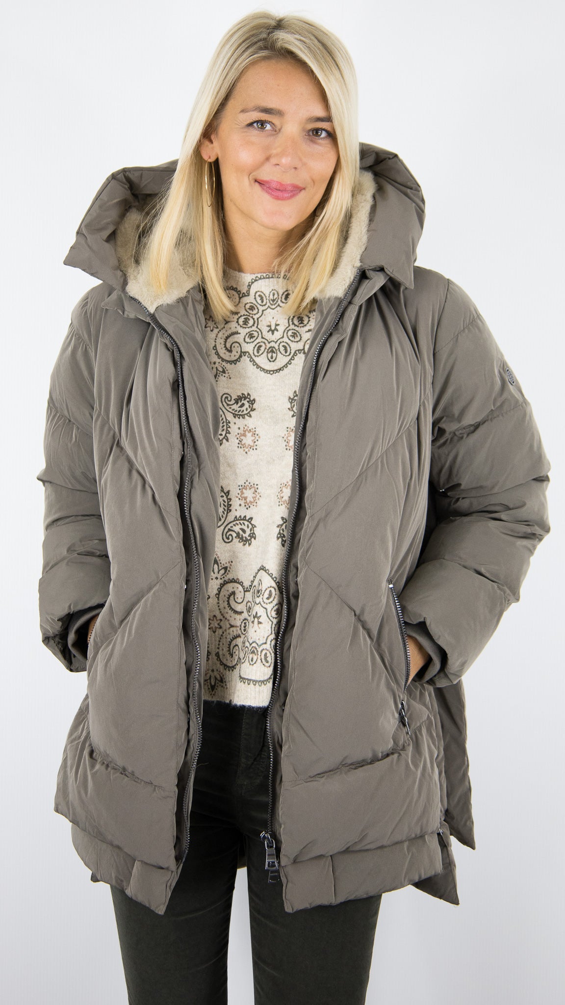 DOUDOUNE EPAISSE A CAPUCHE POUR FEMME HIVER BLONDE N°8 FROST DARK TAUPE