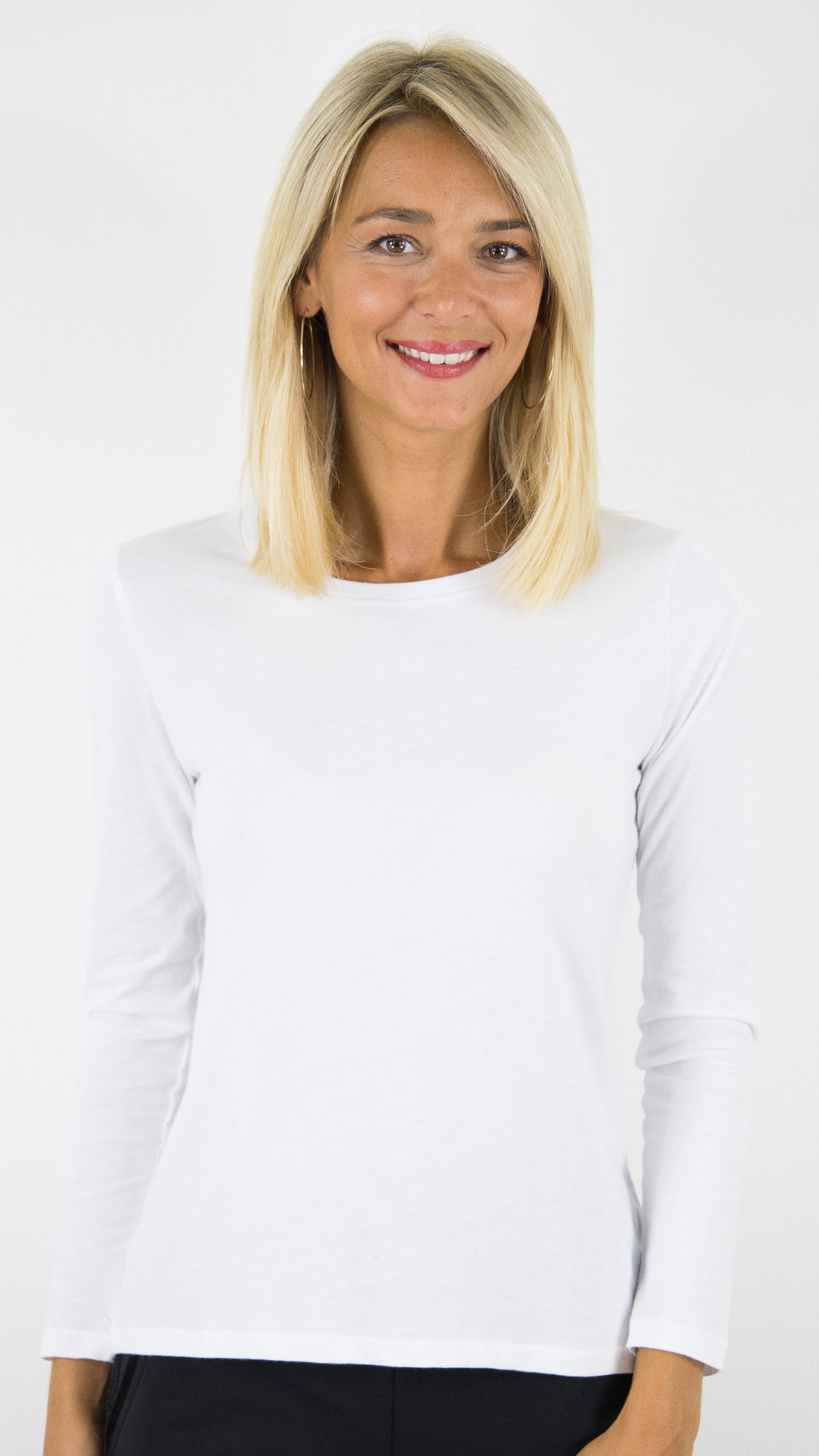 TEE-SHIRT COL ROND EN COTON DELUXE FEMME MAJESTIC FTS037 M007#COLOR_001/BLANC