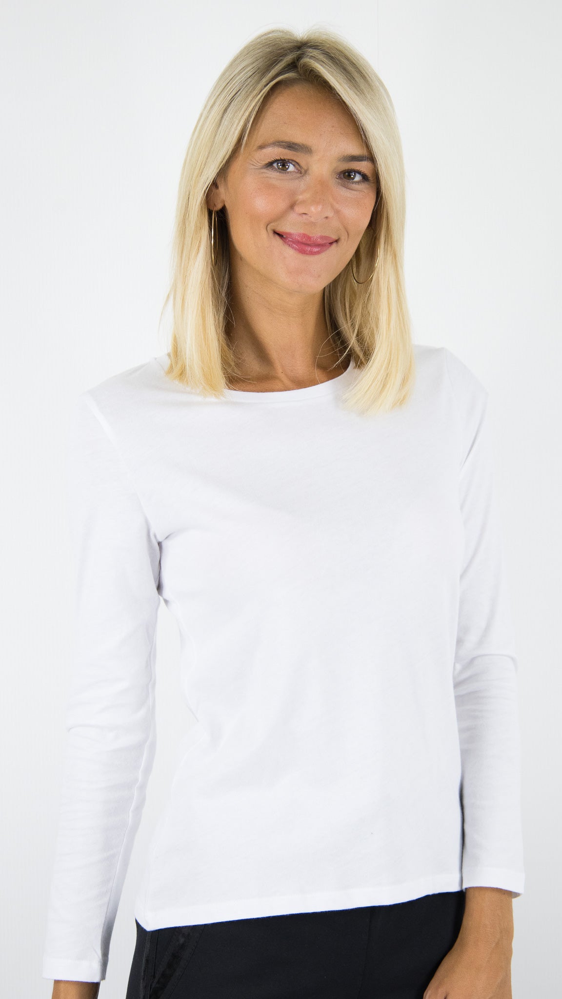 TEE-SHIRT COL ROND EN COTON DELUXE FEMME MAJESTIC FTS037 M007#COLOR_001/BLANC