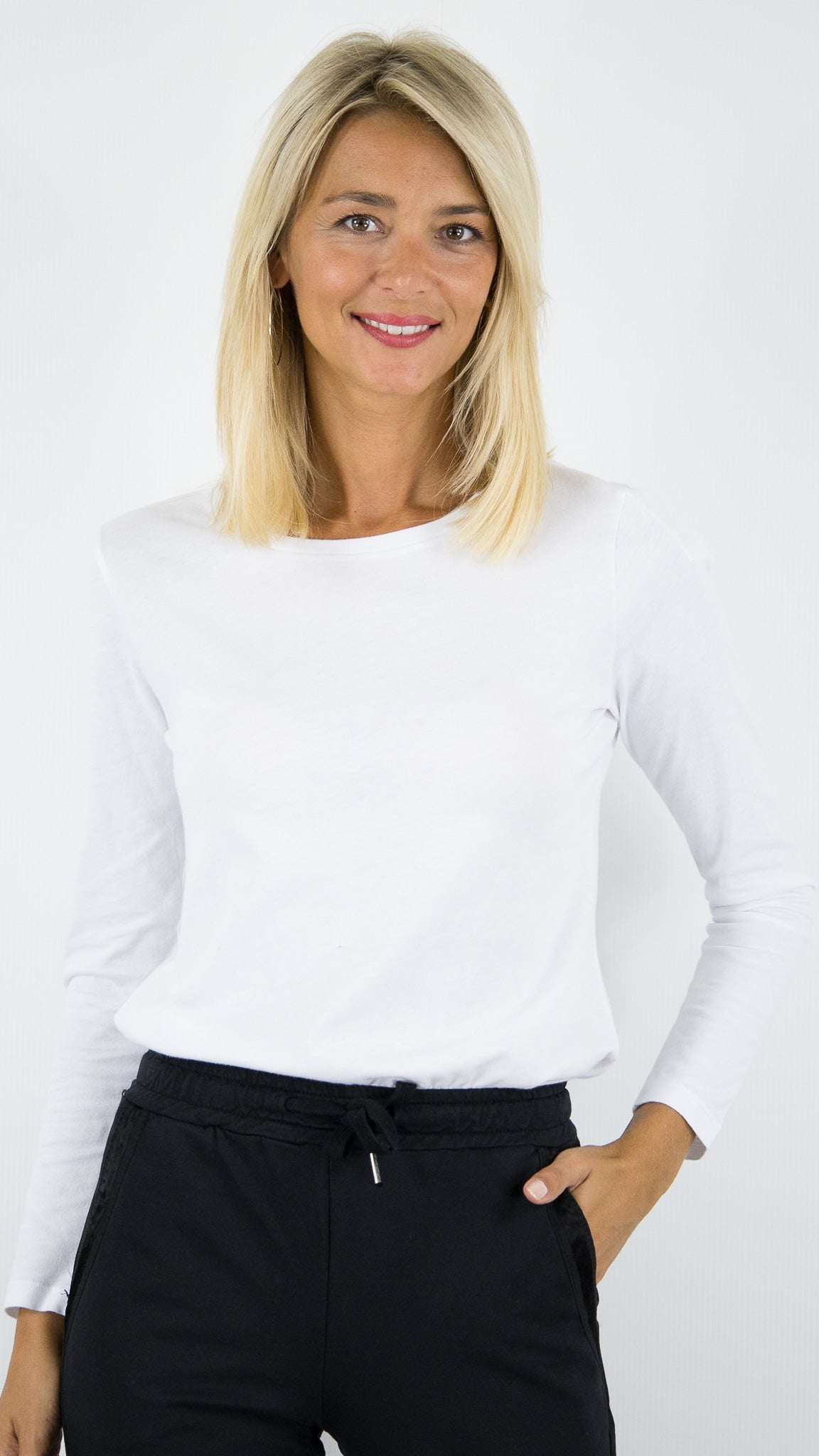 TEE-SHIRT COL ROND EN COTON DELUXE FEMME MAJESTIC FTS037 M007#COLOR_001/BLANC