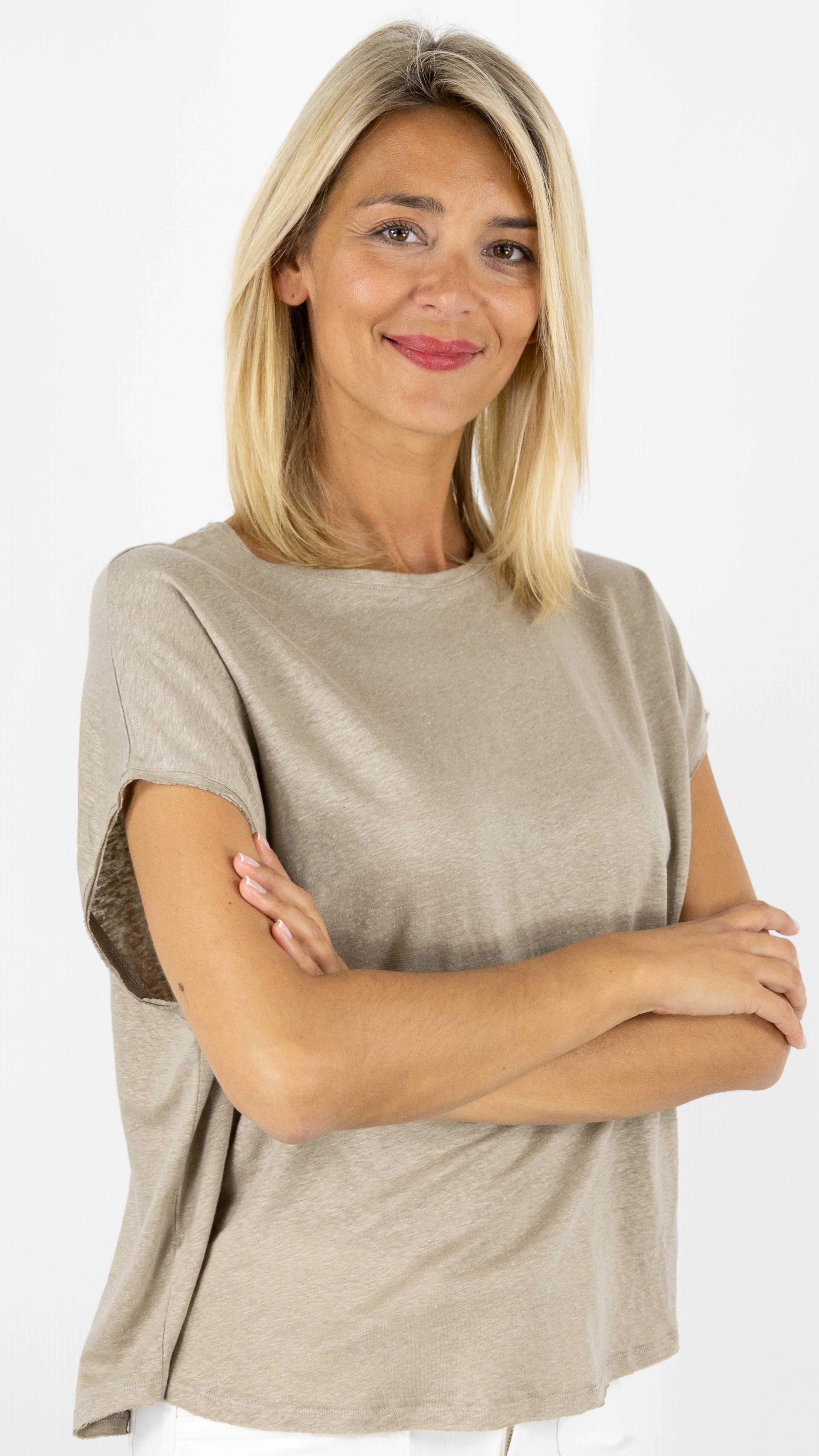 TEE-SHIRT COL ROND AMPLE EN LIN MAJESTIC FILATURES FTS966/M011#COLOR_677/SABLE BEIGE