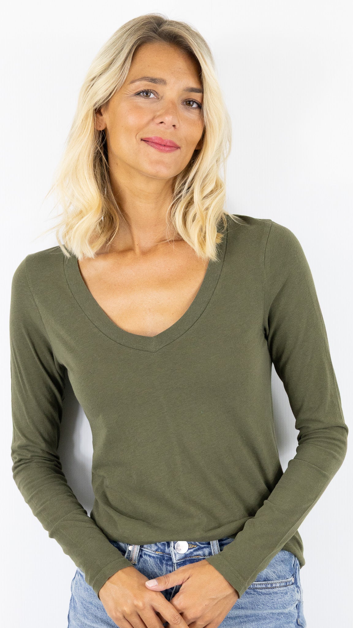 TEE-SHIRT V EN COTON FLAMME FEMME AMERICAN VINTAGE GAMIPY#COLOR_WOOD/KAKI