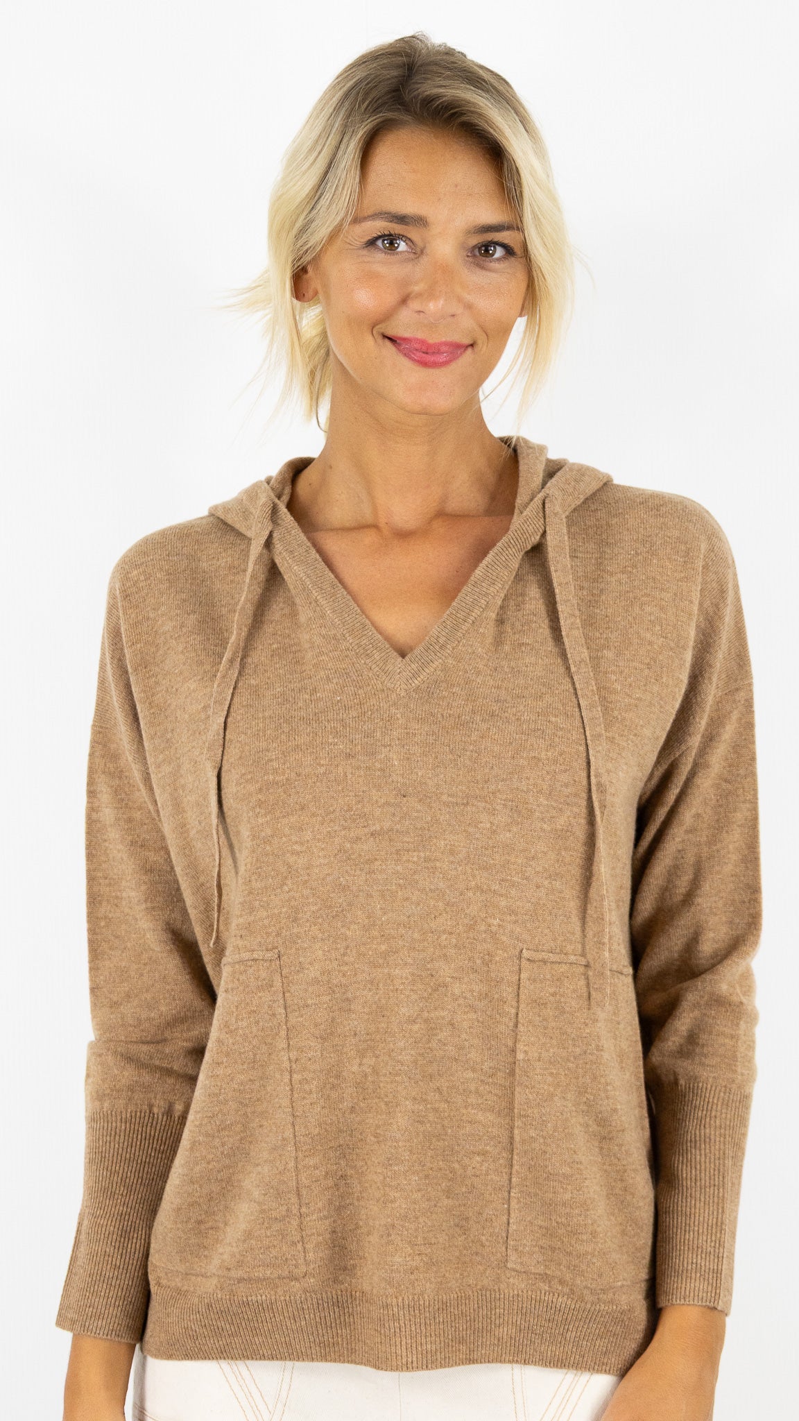 PULL A CAPUCHE DROIT CACHEMIRE ET LAINE NOT SHY GEMA#COLOR_CAMEL CHINE