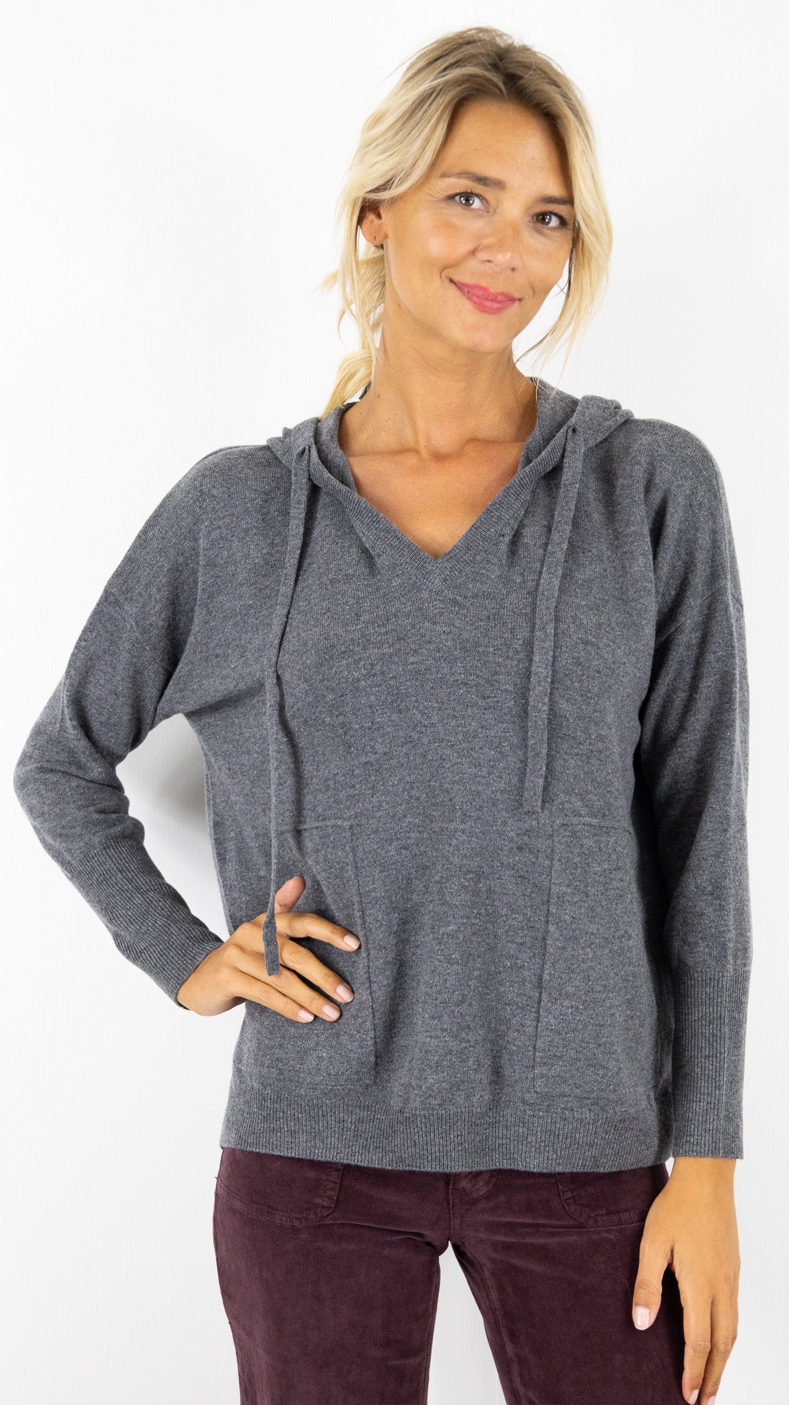 PULL A CAPUCHE DROIT CACHEMIRE ET LAINE NOT SHY GEMA#COLOR_GRIS CHINE FONCE